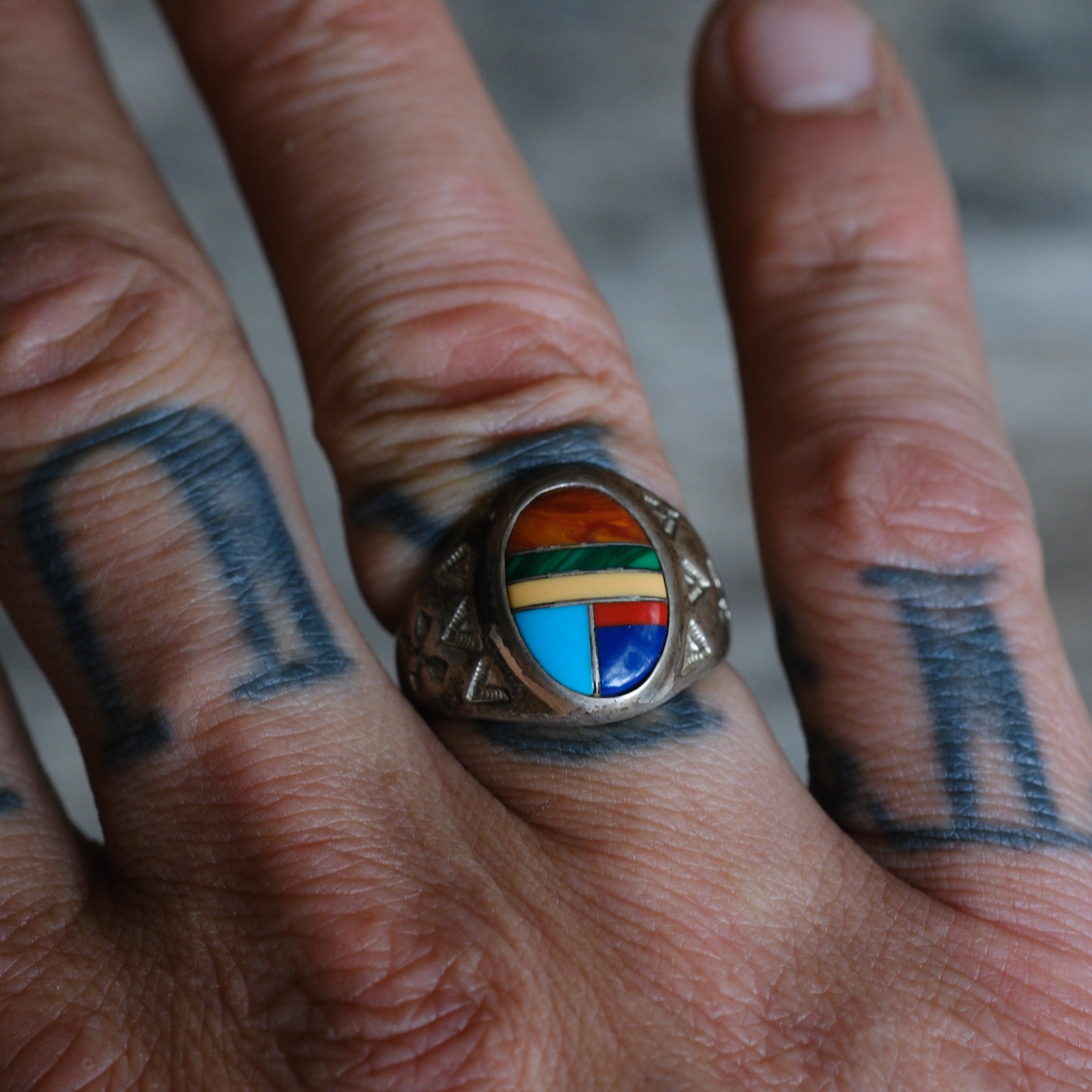 Vintage Sterling Multistone Inlay Stamped Arrows Ring 8.75