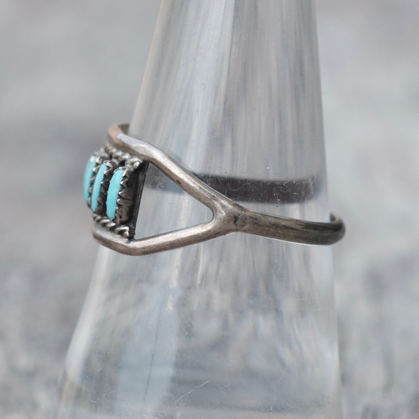 Vintage Sterling Petit Point Band Ring 8.5