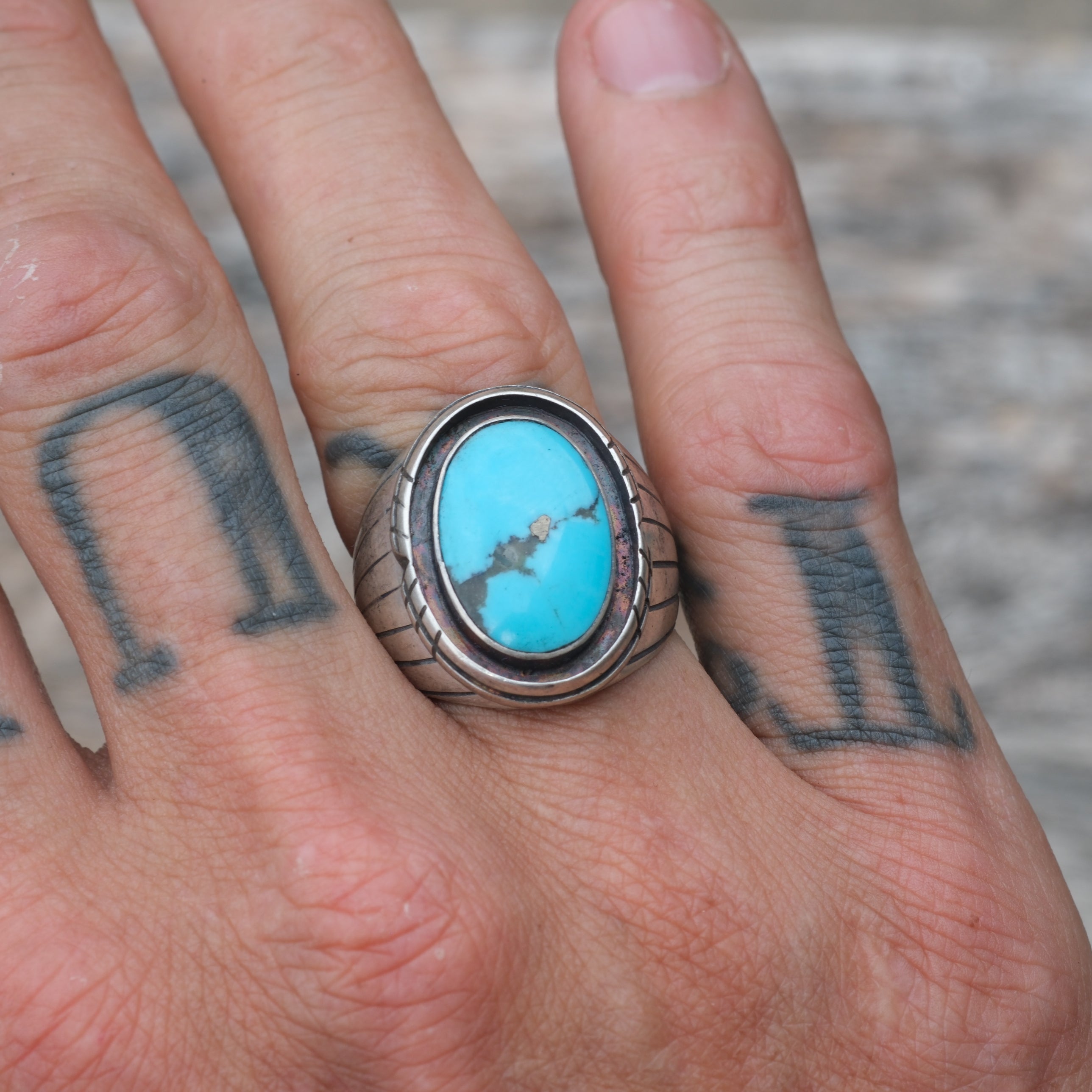 Vintage Sterling Turquoise Ribbed Band Ring 9