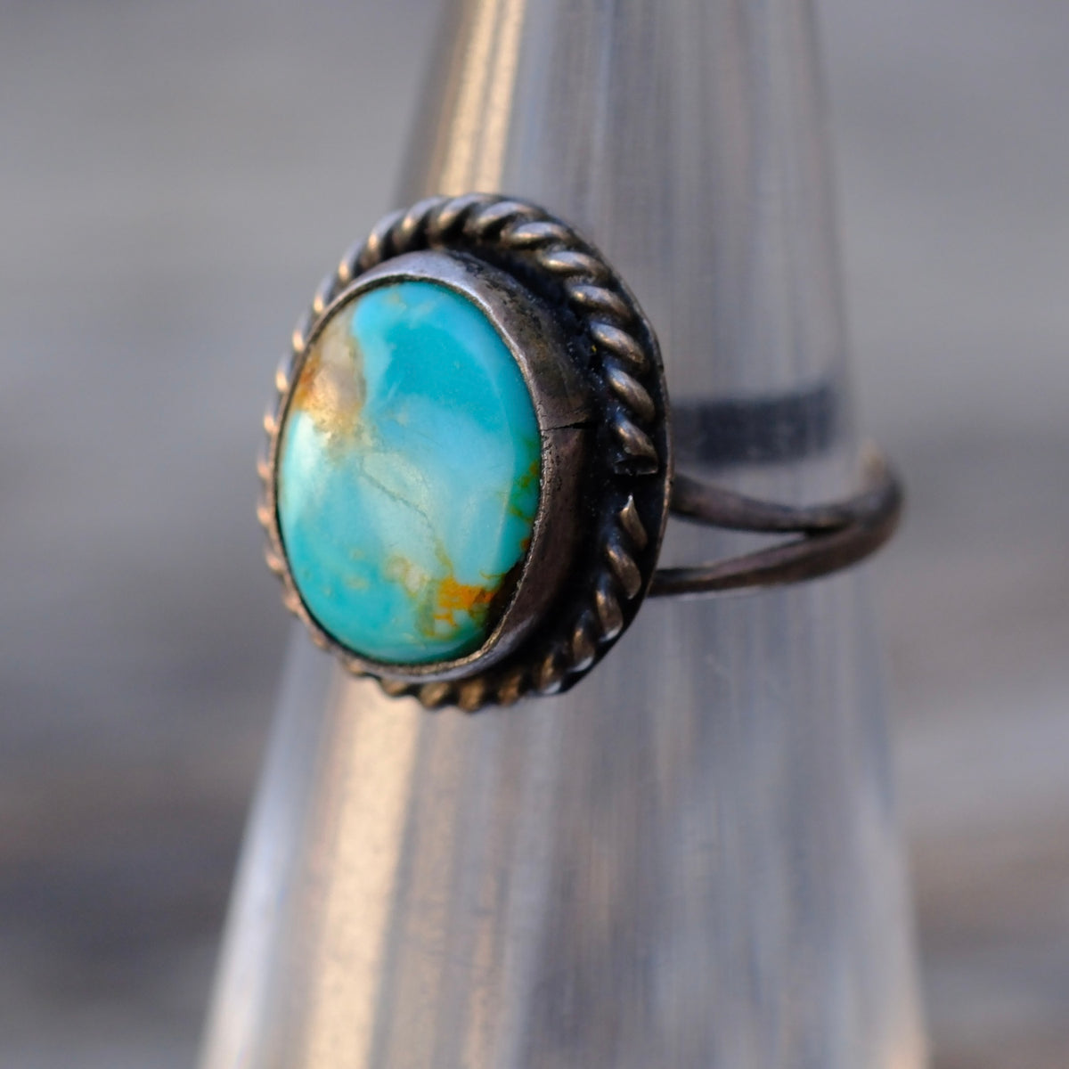 Vintage Sterling Turquoise Roper Ring 3