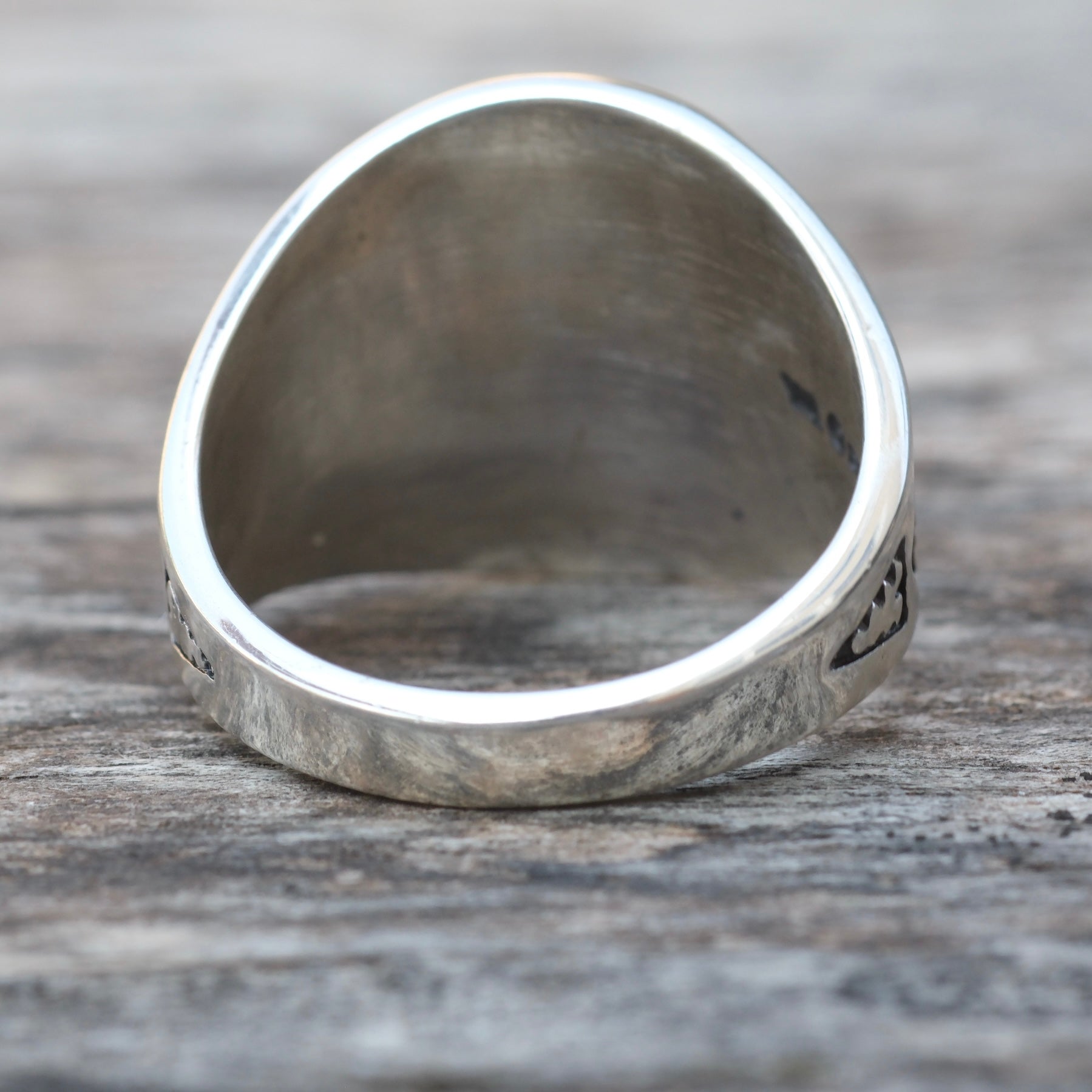 Vintage Sterling Thunderbird Hematite Ring 12.75
