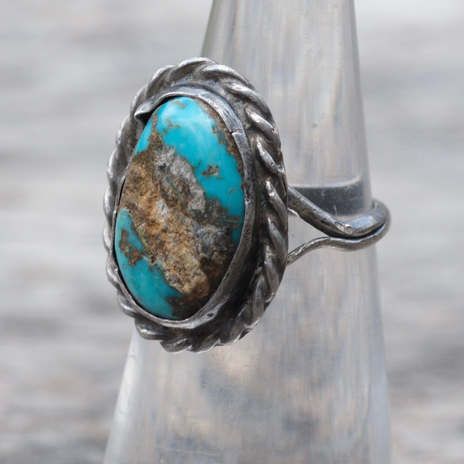 Vintage Sterling Turquoise Roper Ring 3.75