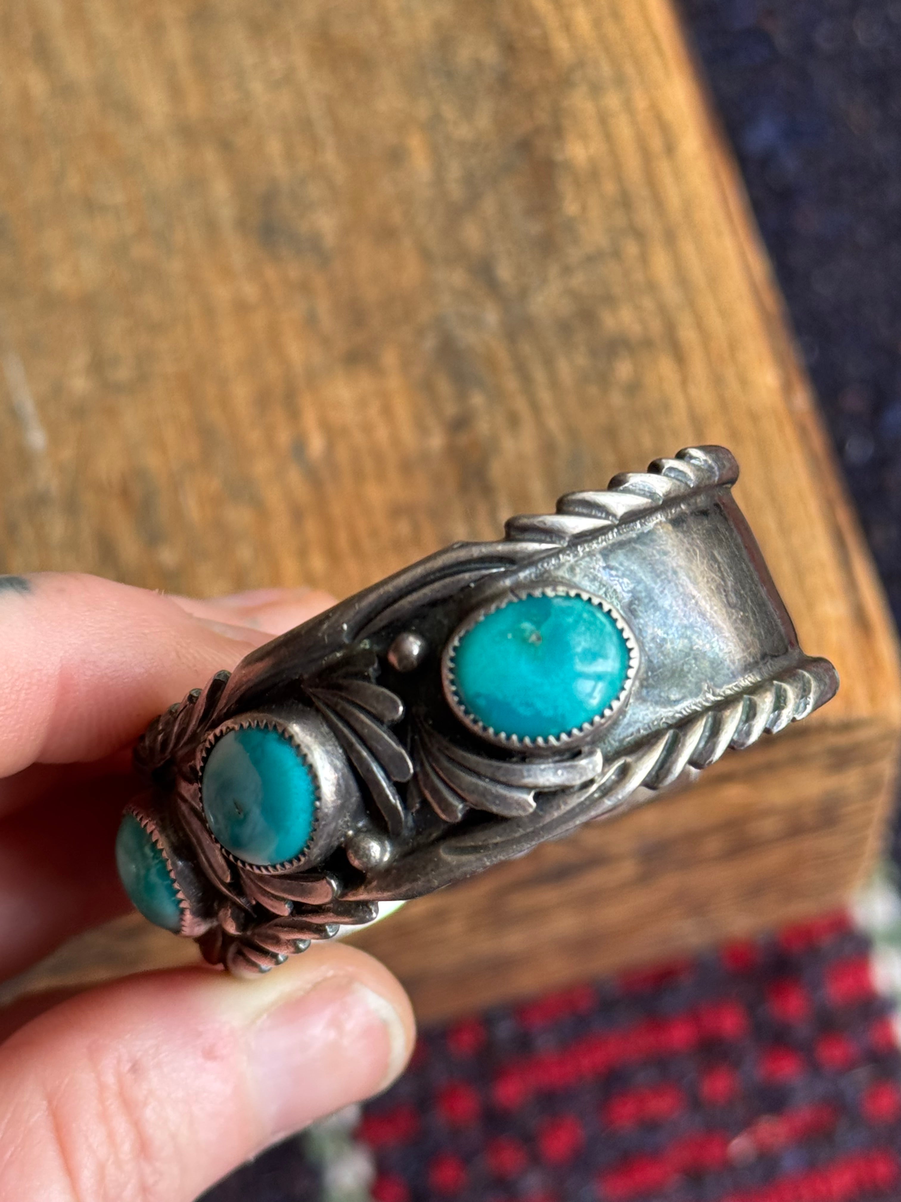 Vintage Sterling Turquoise Fan Cuff