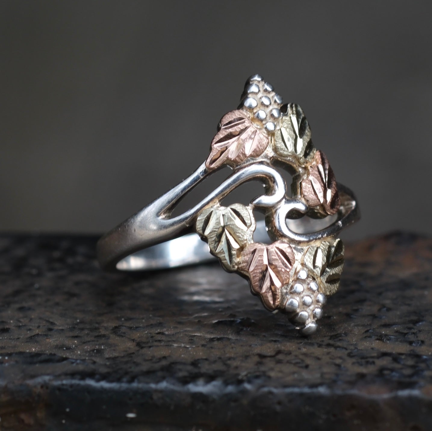 Vintage Sterling and Gold Leaf Ring 6.75