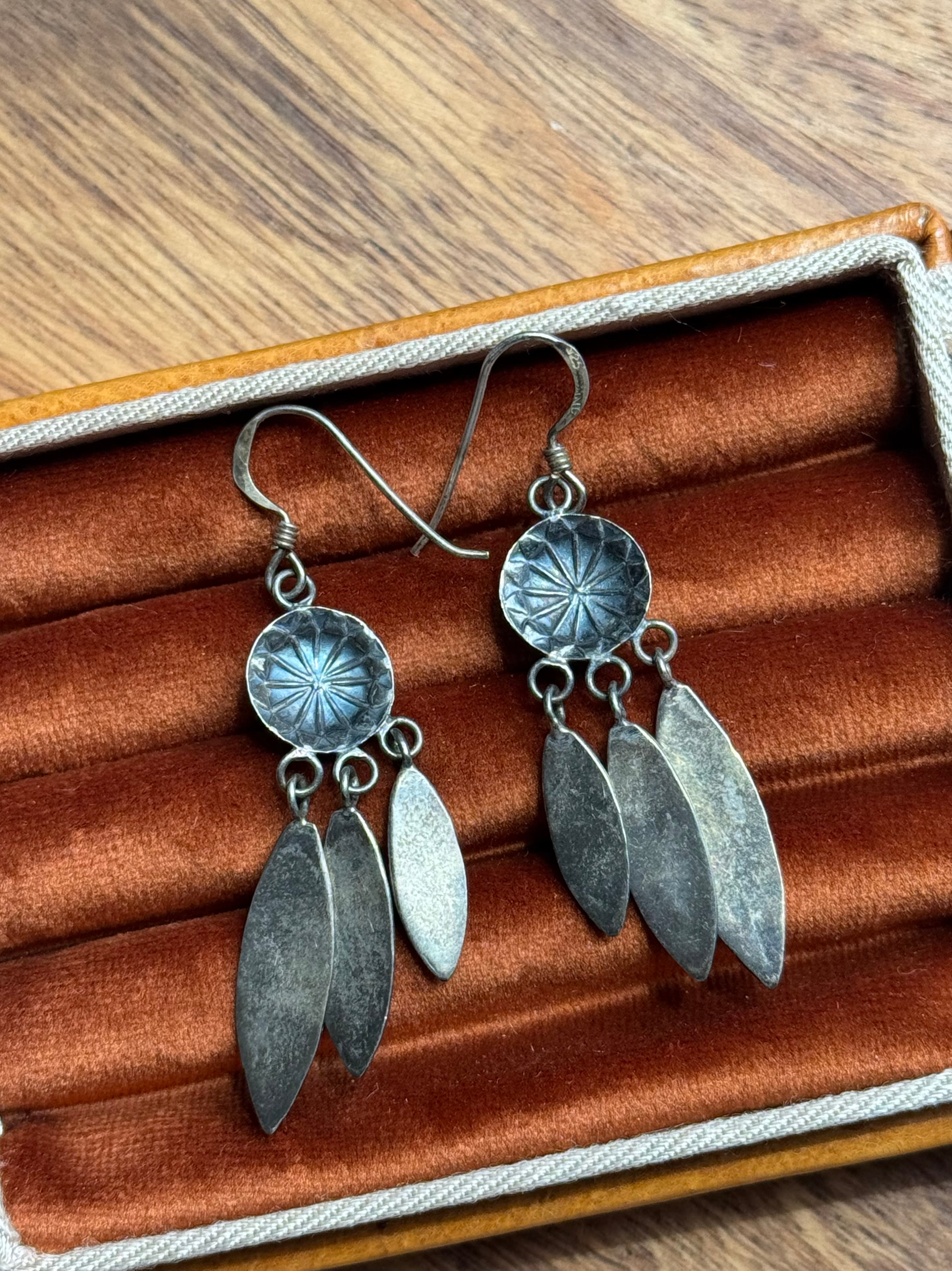 Vintage Sterling Silver Onyx Multi-Feather Concho Earrings
