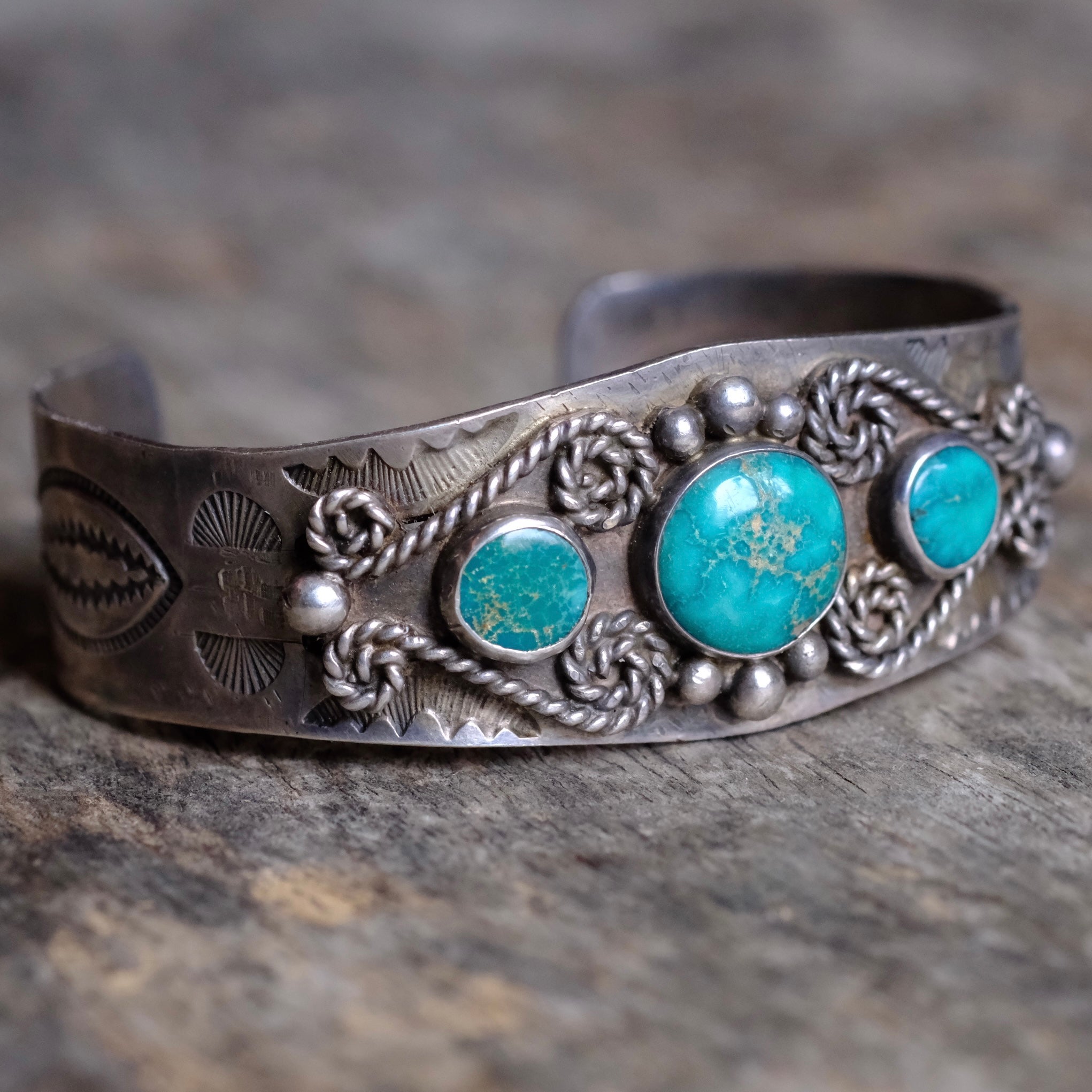 Vintage Fred Harvey Era Sterling 3-Stone Stamped Cuff Bracelet