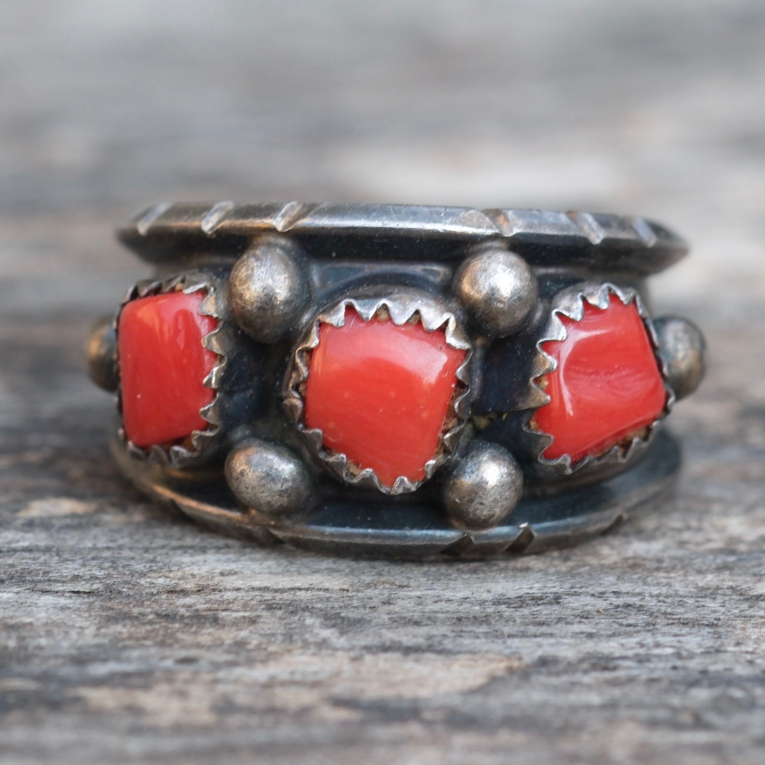 Vintage Sterling 3-Stone Coral Thick Band Ring 6.75