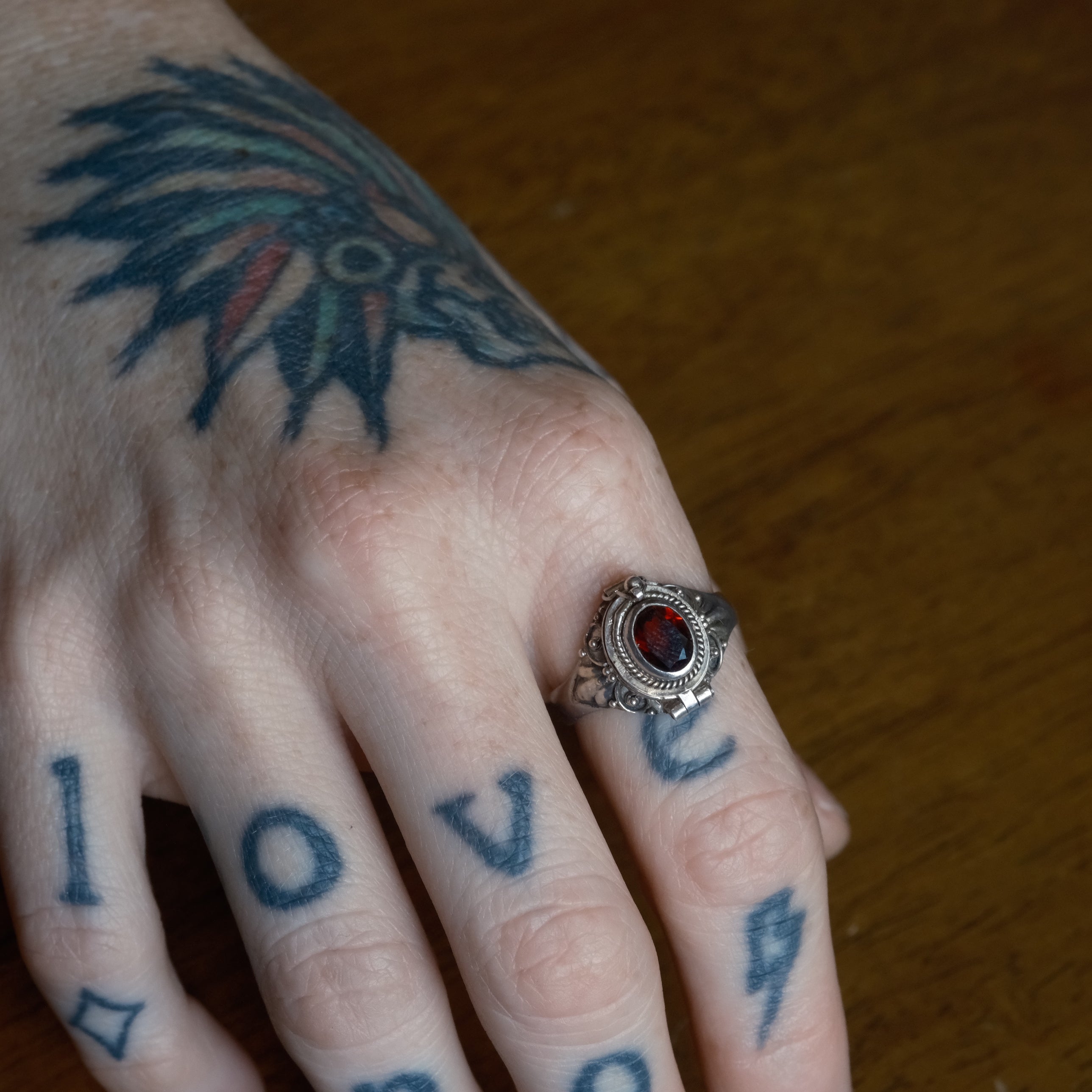 Vintage Sterling Red Glass Poison Ring 9