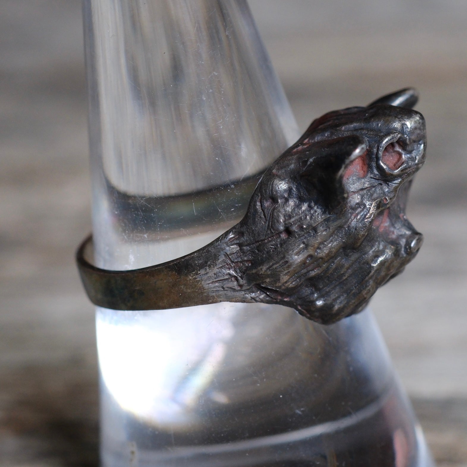 Vintage Sterling Silver Dog Ring 8.75