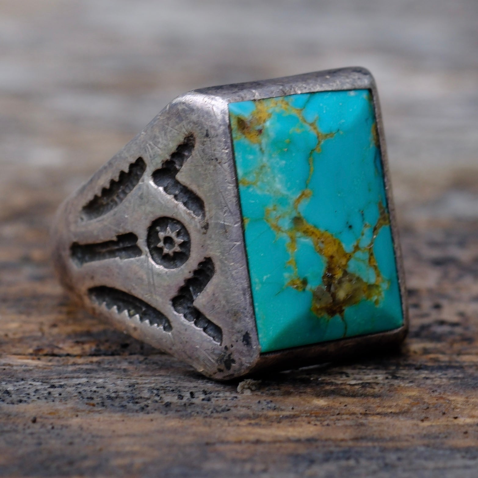 Vintage Sterling Bells Trading Post Stamped Ring 10