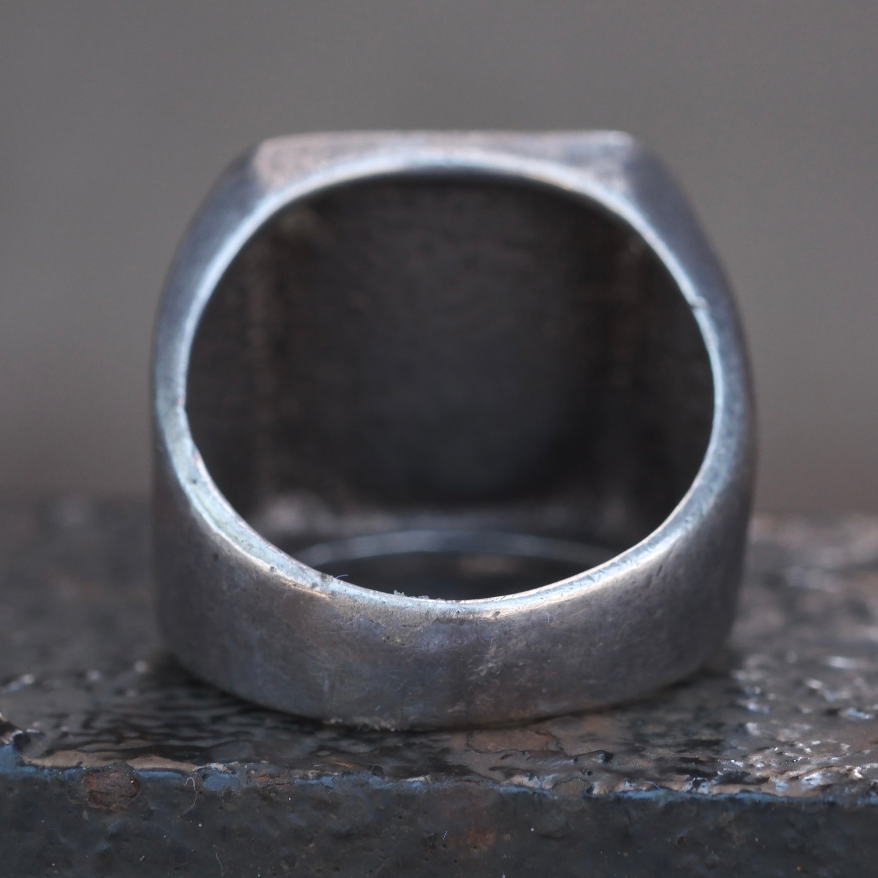 Vintage Sterling Turquoise Stamped Band Ring 10.5