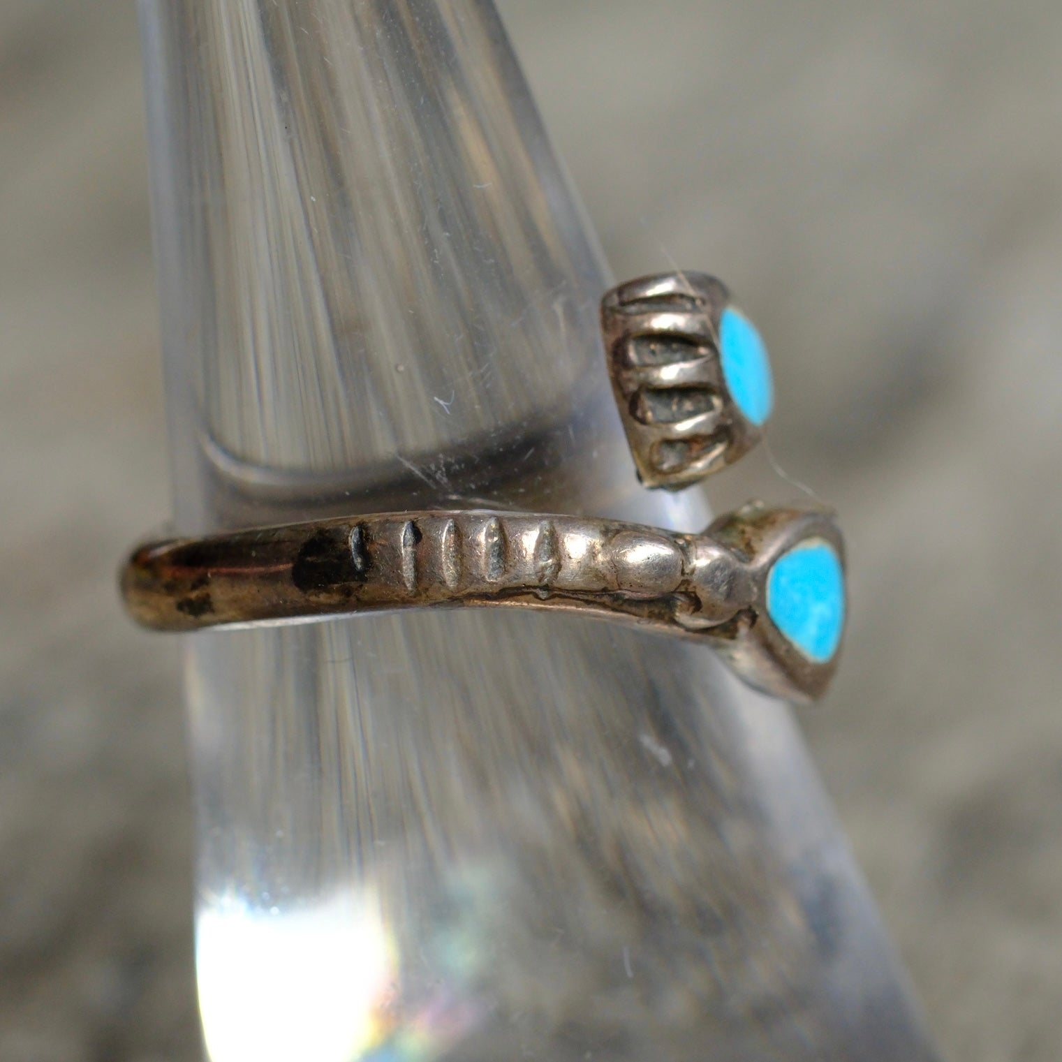 Vintage Sterling Turquoise Hug Ring 5.75