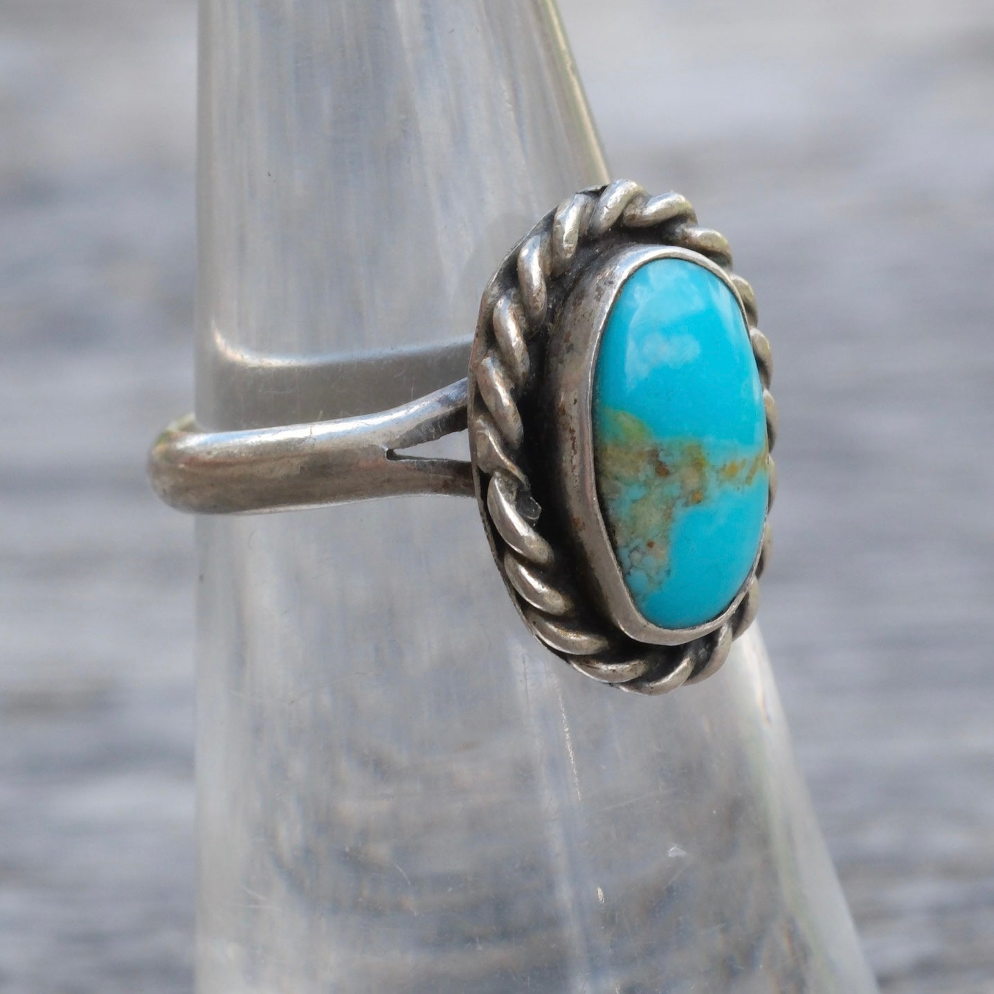 Vintage Sterling Turquoise Roper Ring 5.5