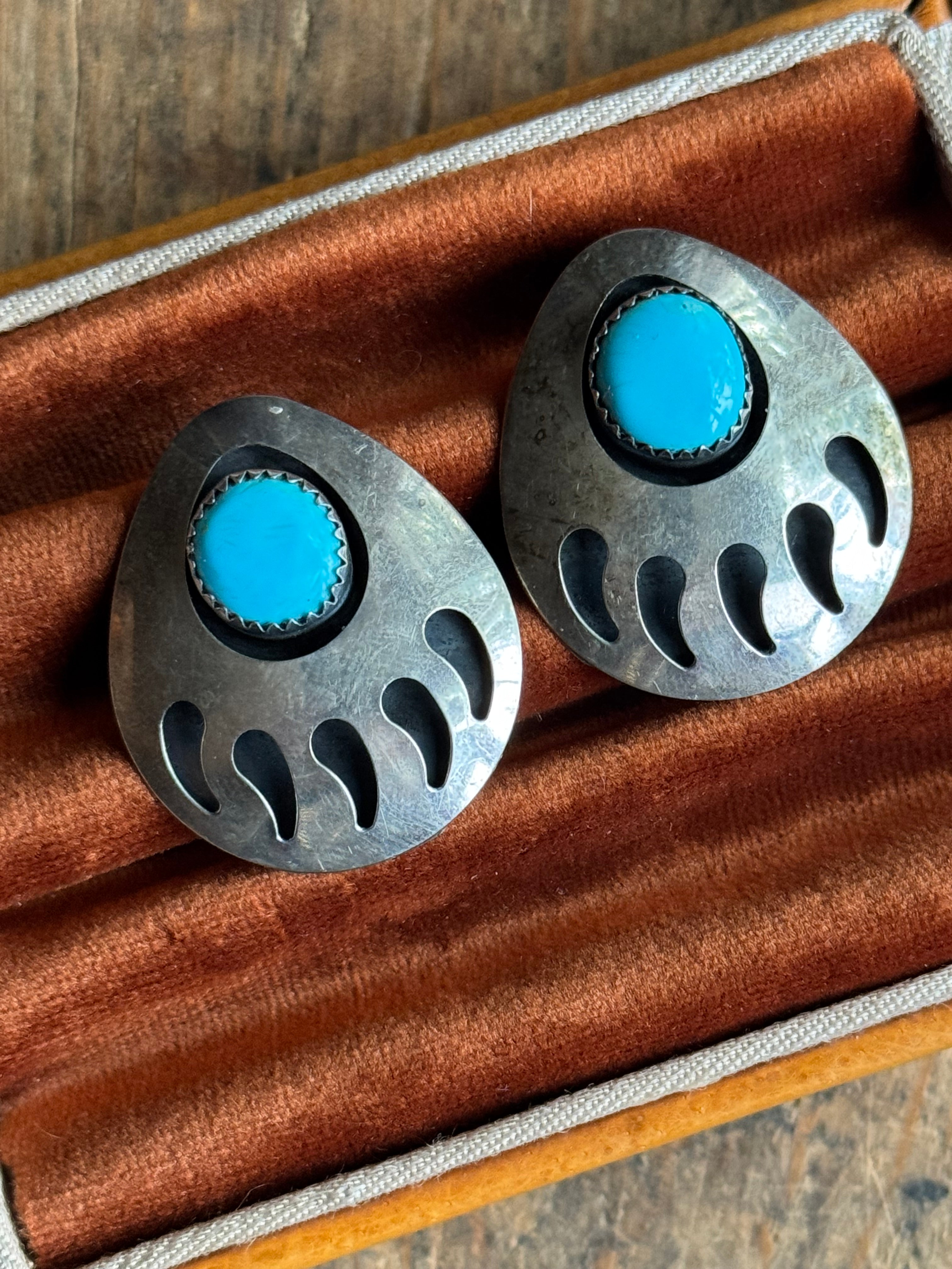 Vintage Sterling Silver Turquoise Bear Claw Earrings