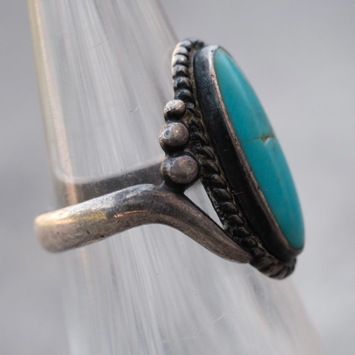 Vintage Sterling Turquoise Ring 4.25