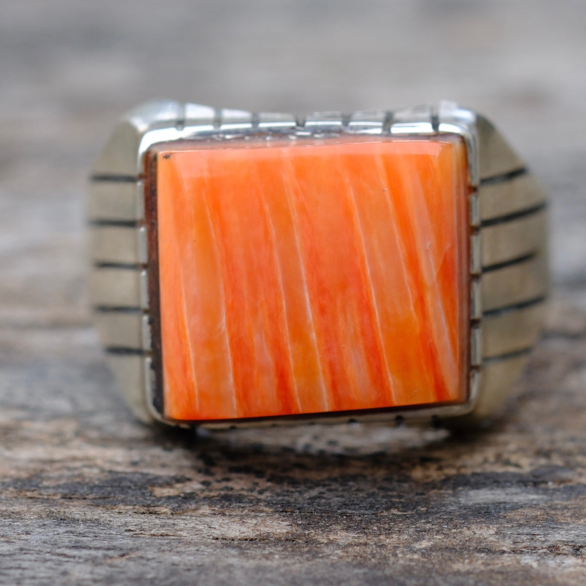 Vintage Sterling Spiny Oyster Ribbed Band Ring 9.5