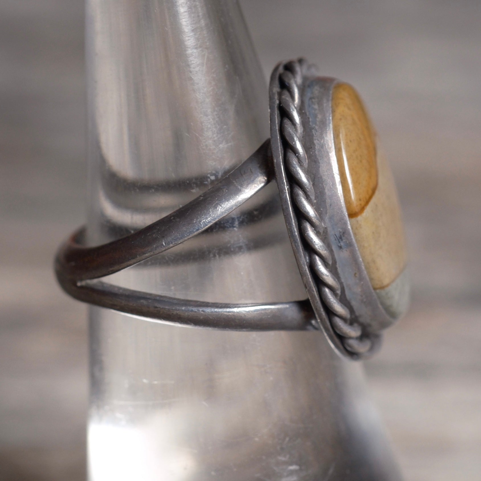 Vintage Sterling Picture Stone Ring 6.5