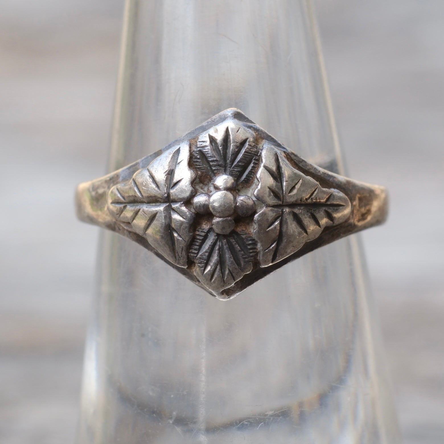 Vintage Sterling Floral Ring 5.75