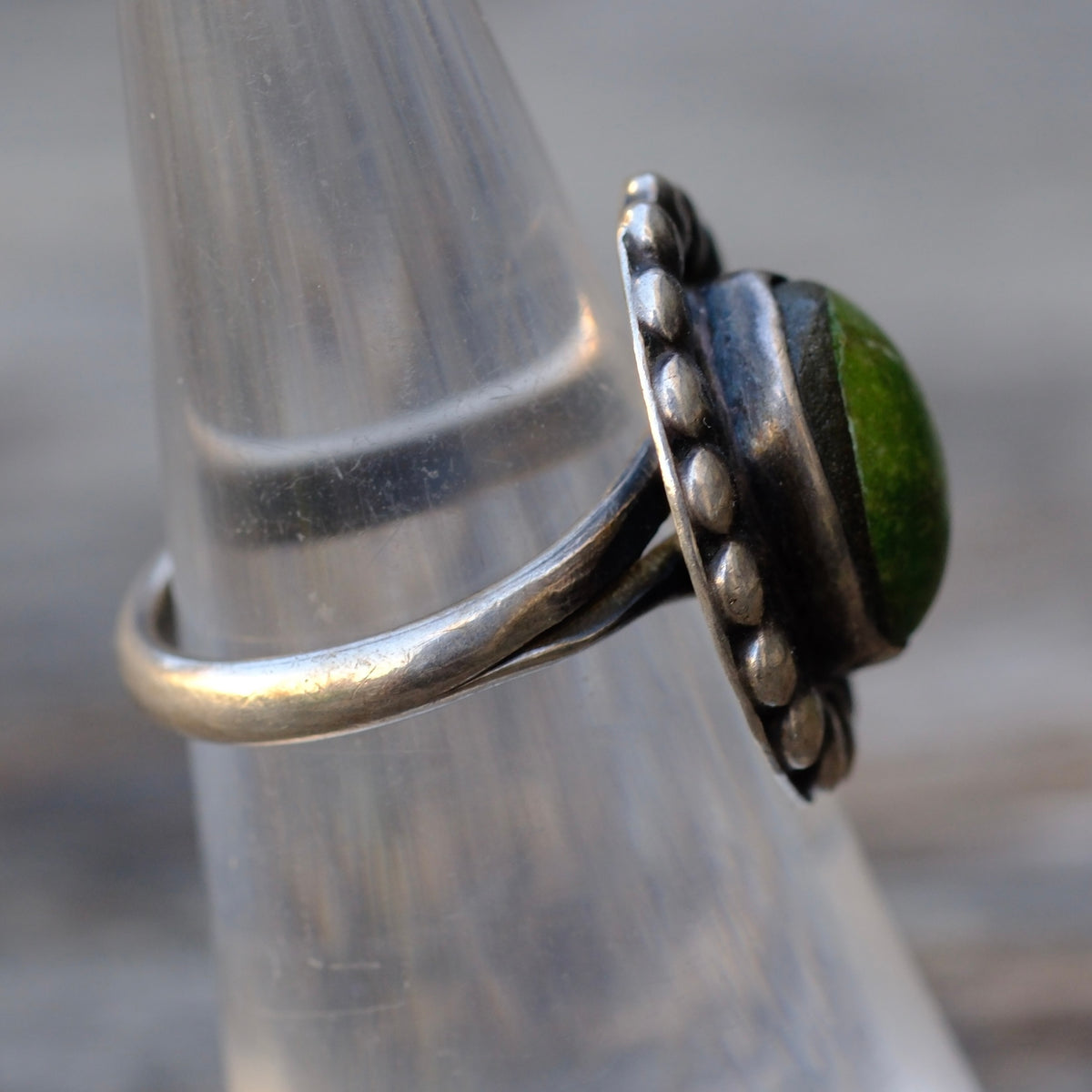 Vintage Sterling Turquoise Dotted Ring 5.25