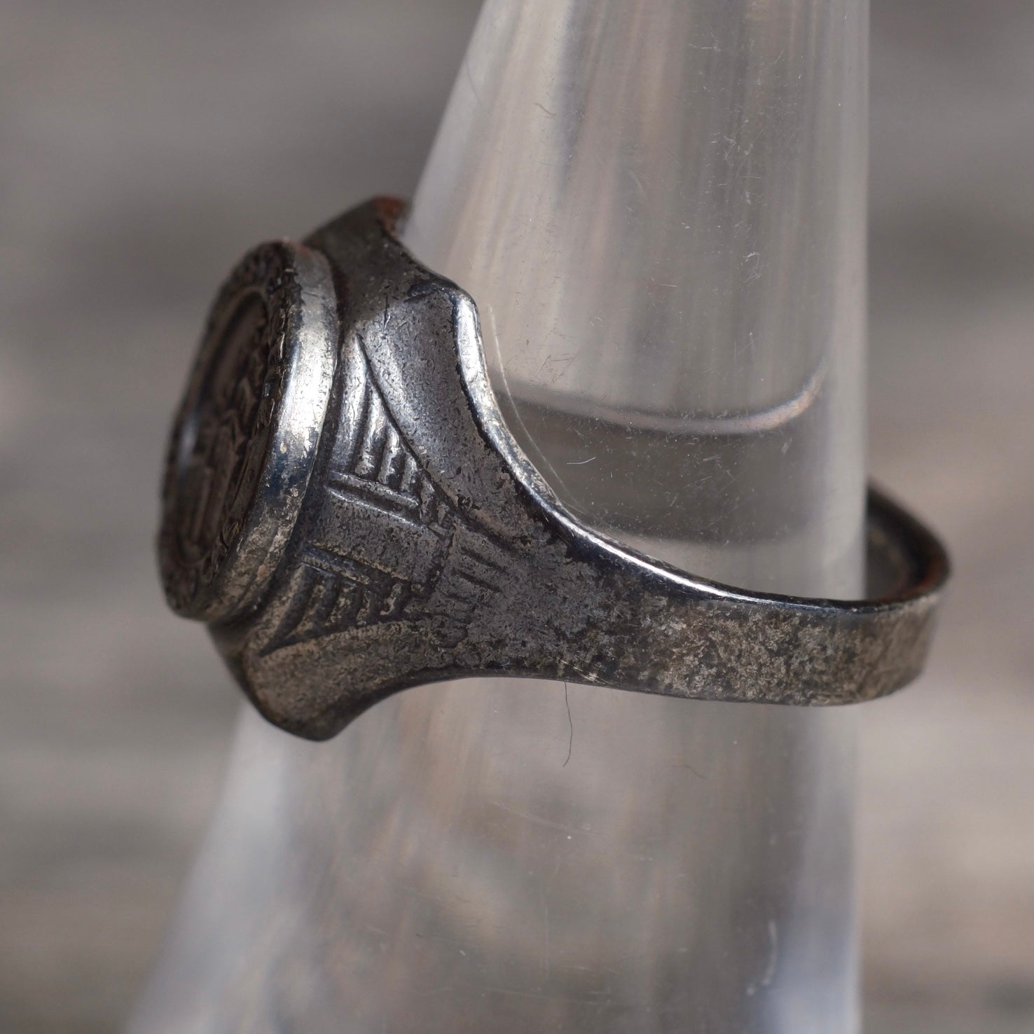Vintage Sterling Hearst Castle Signet Ring 7