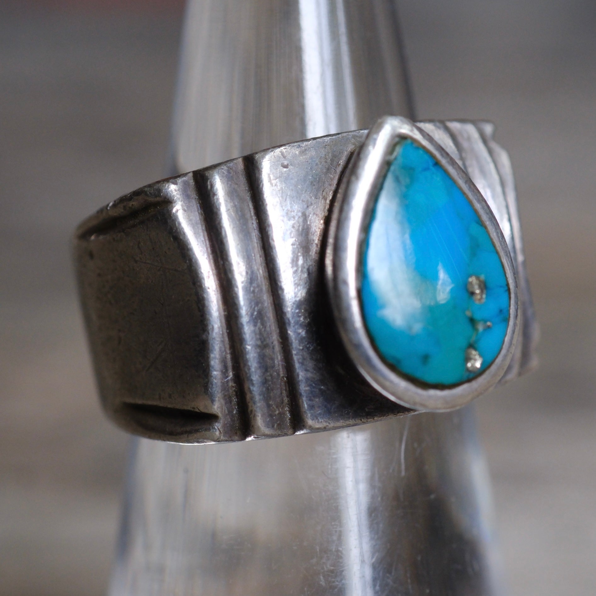 Vintage Sterling Turquoise Teardrop Ring 5.5