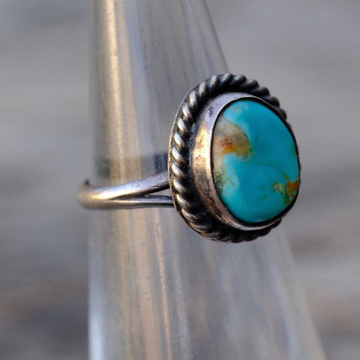 Vintage Sterling Turquoise Roper Ring 3