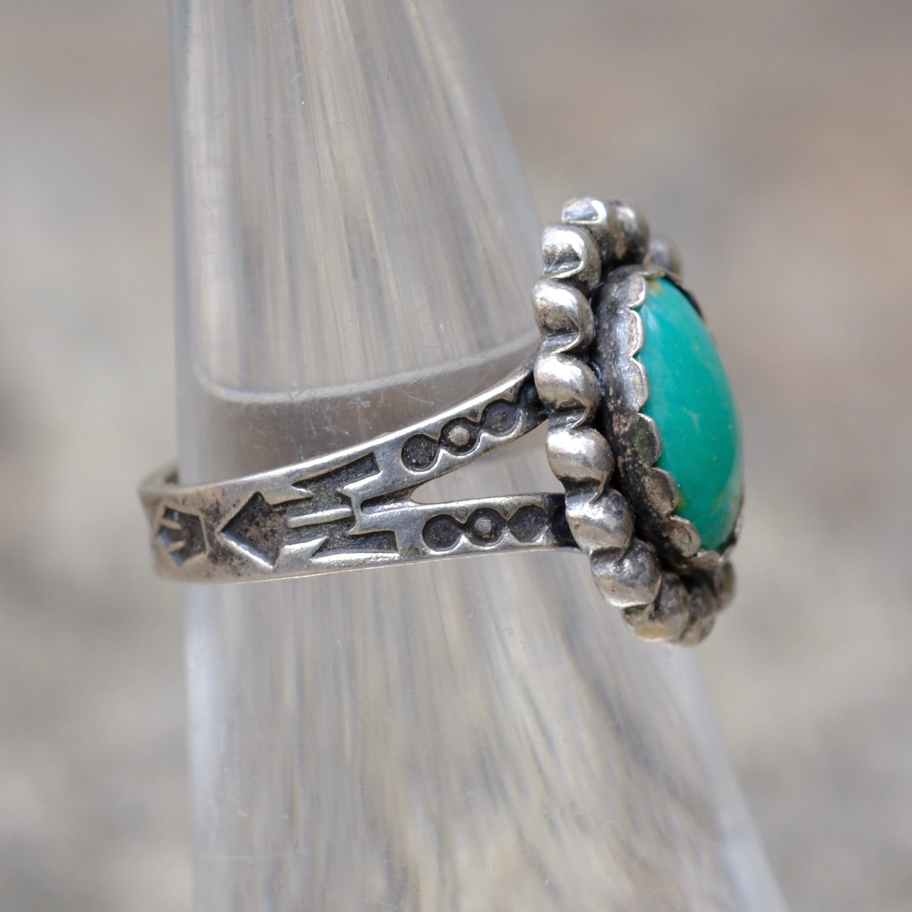 Vintage Sterling Turquoise Stamped Band Ring 5.25