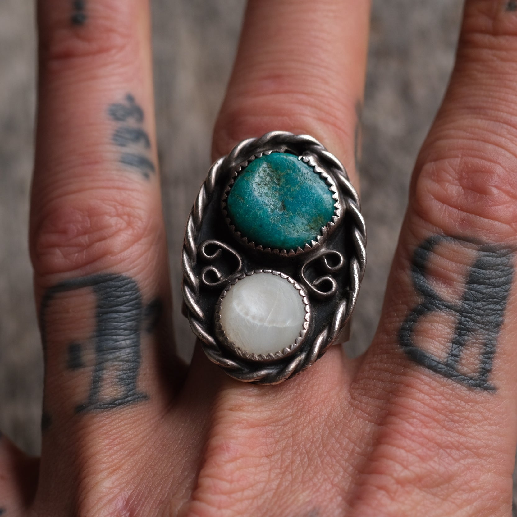 Vintage Sterling Turquoise and Mother Of Pearl Ring 9.5