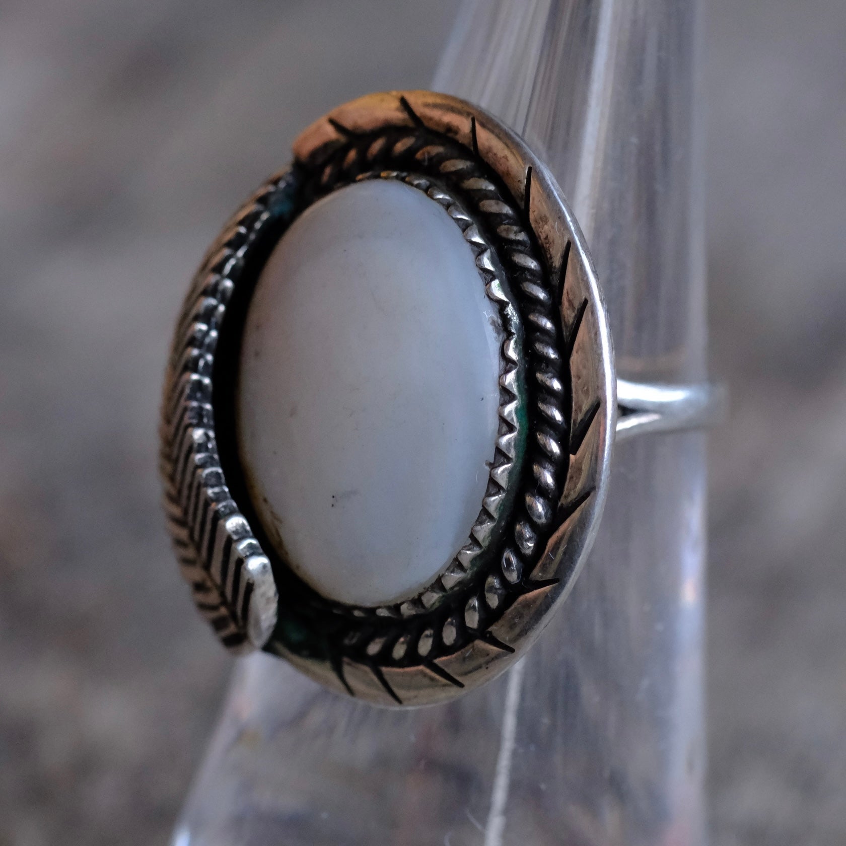 Vintage Sterling Mother Of Pearl Feather Ring 5.75