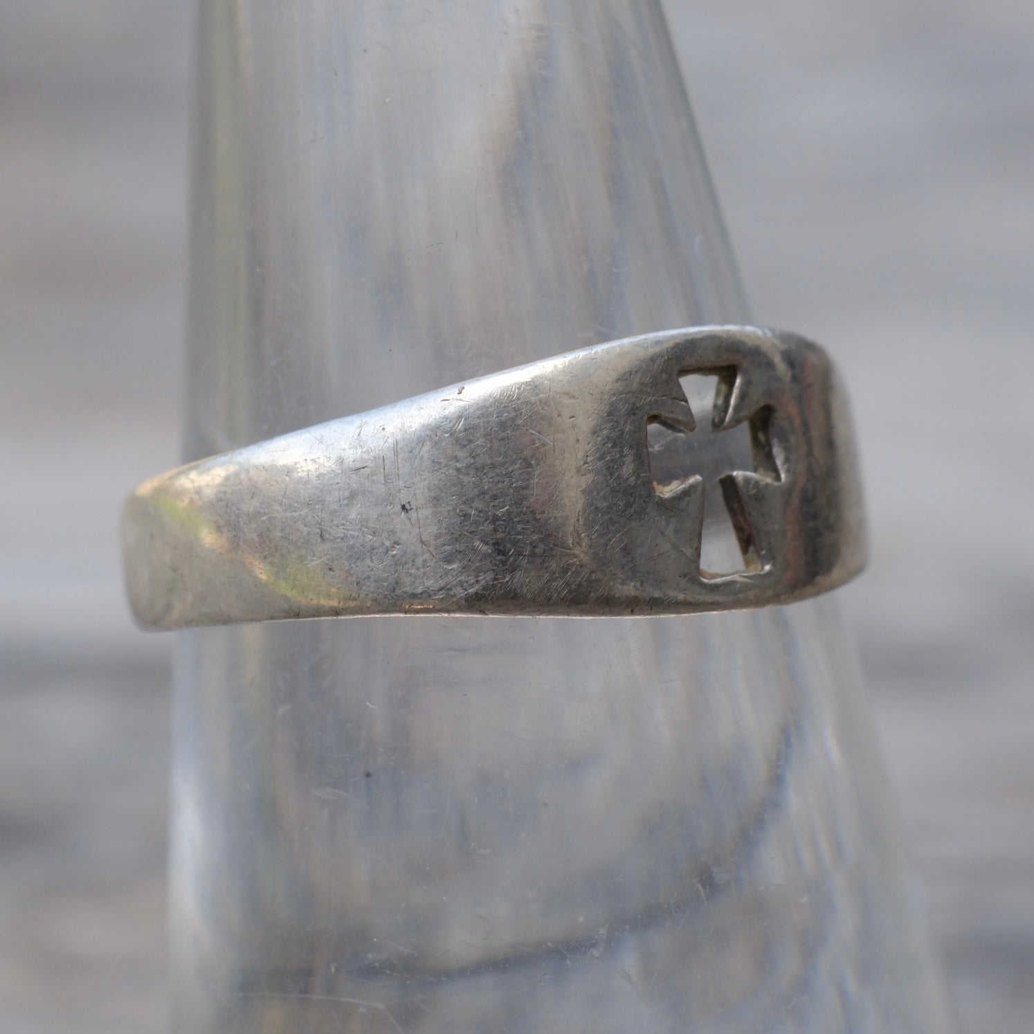 Vintage Sterling Silver Cross Ring 6.5