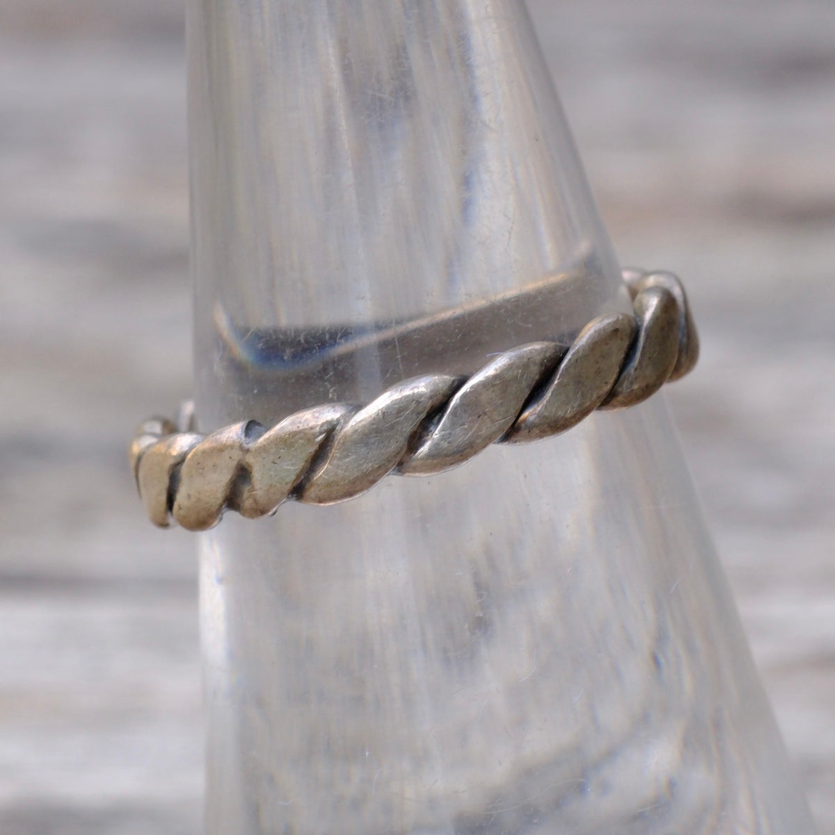 Vintage Sterling Twisted Band Ring 5.75