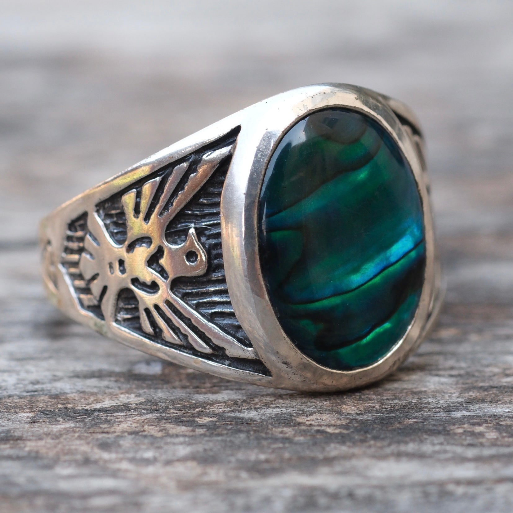 Vintage Sterling Abalone Thunderbird Ring 15.75