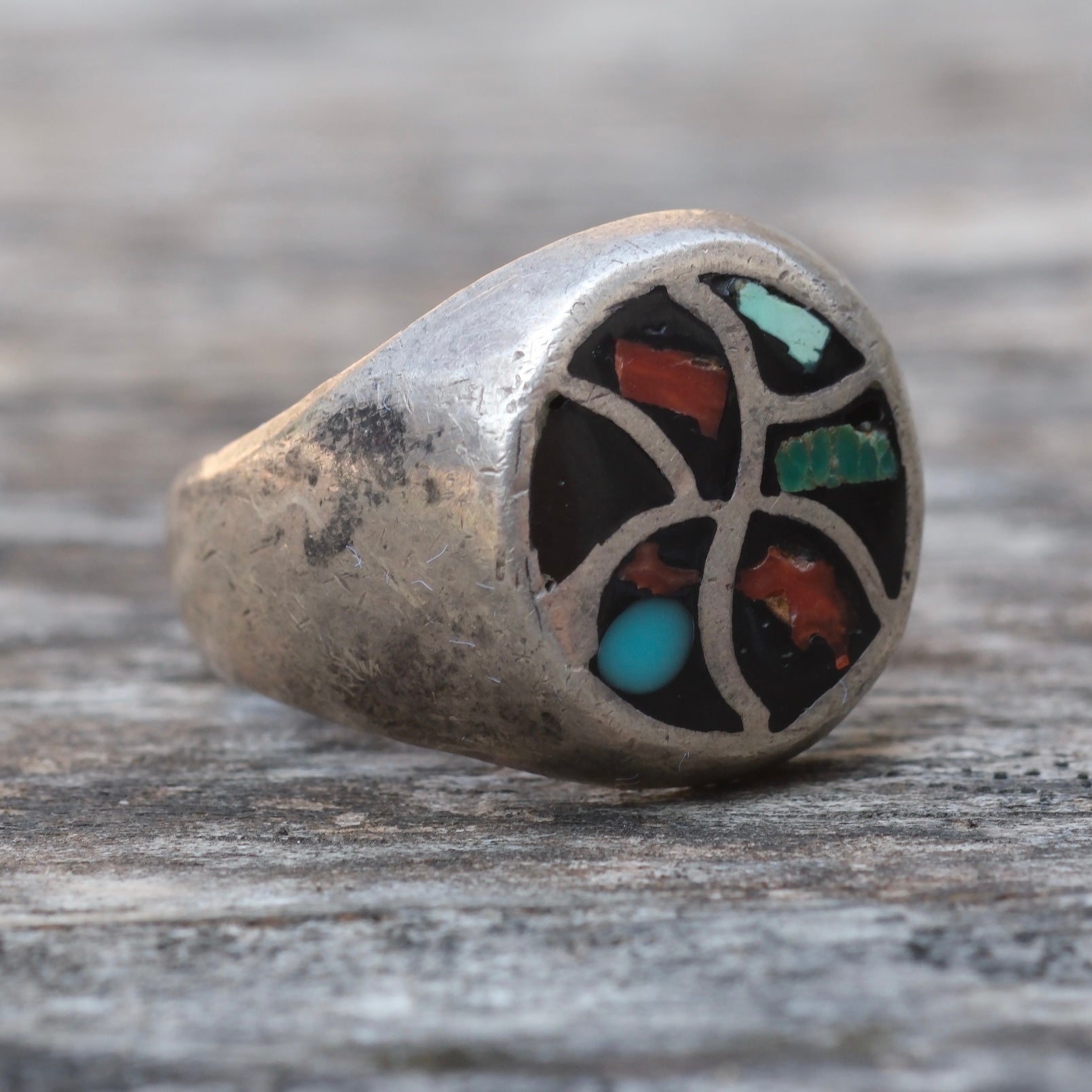 Vintage Sterling Turquoise and Coral Chip Inlay Ring 7.75