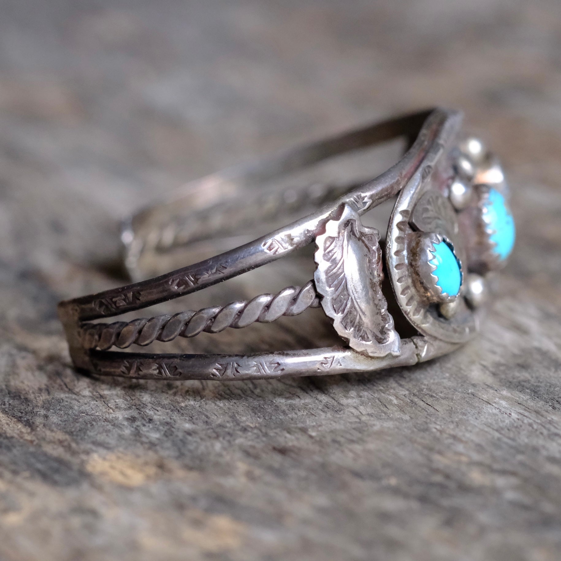 Vintage Sterling 3-Stone Turquoise Feather Cuff Bracelet