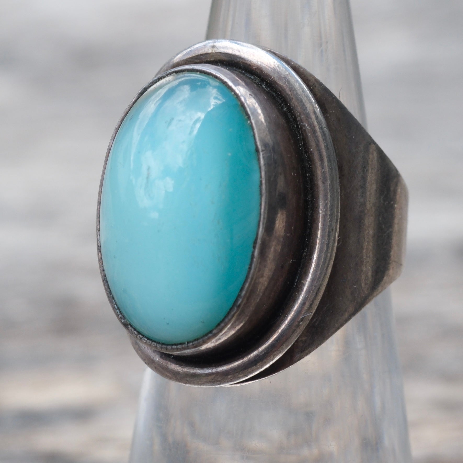 Vintage Sterling Green Cats Eye Ring 5
