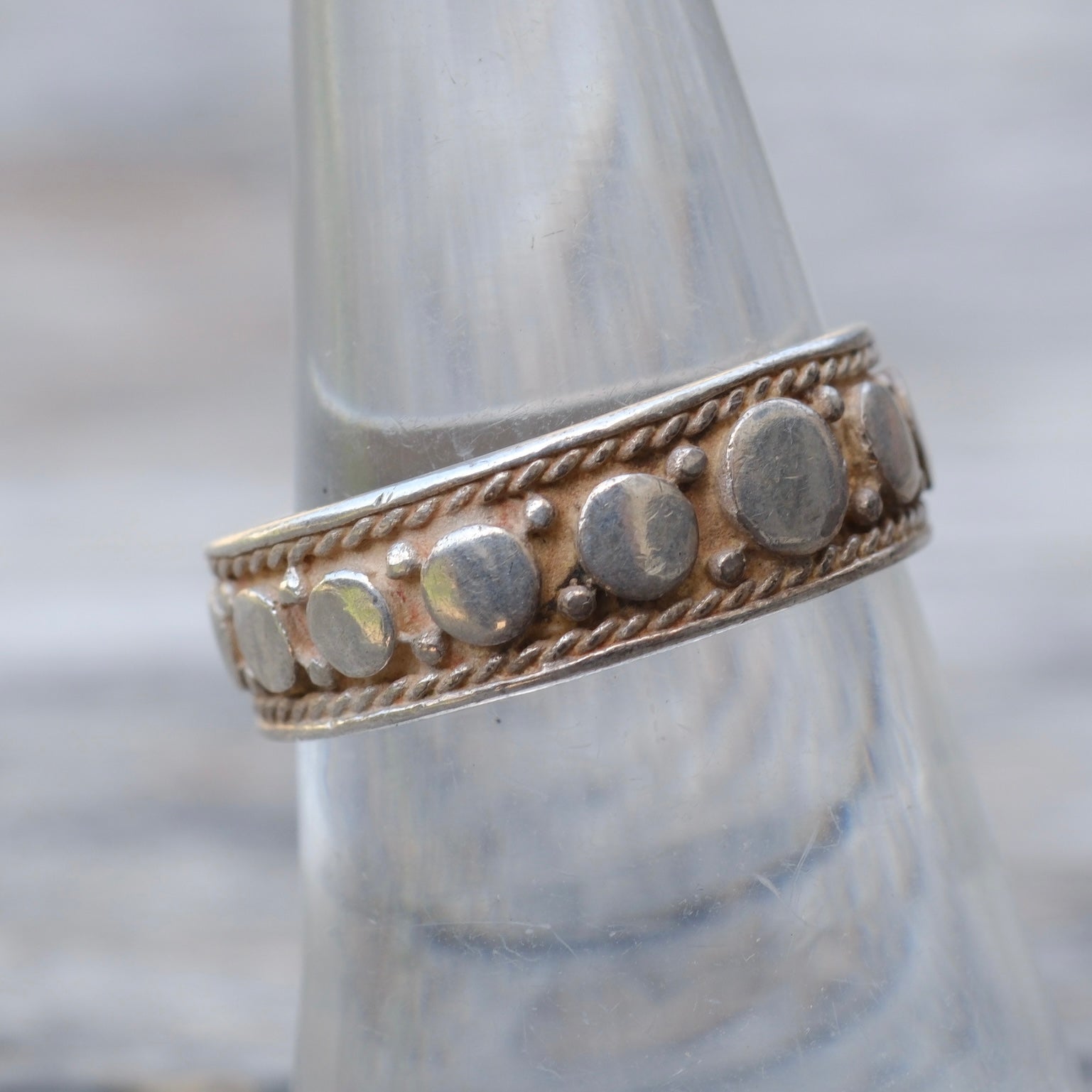 Vintage Sterling Dot Pattern Band Ring 7.5