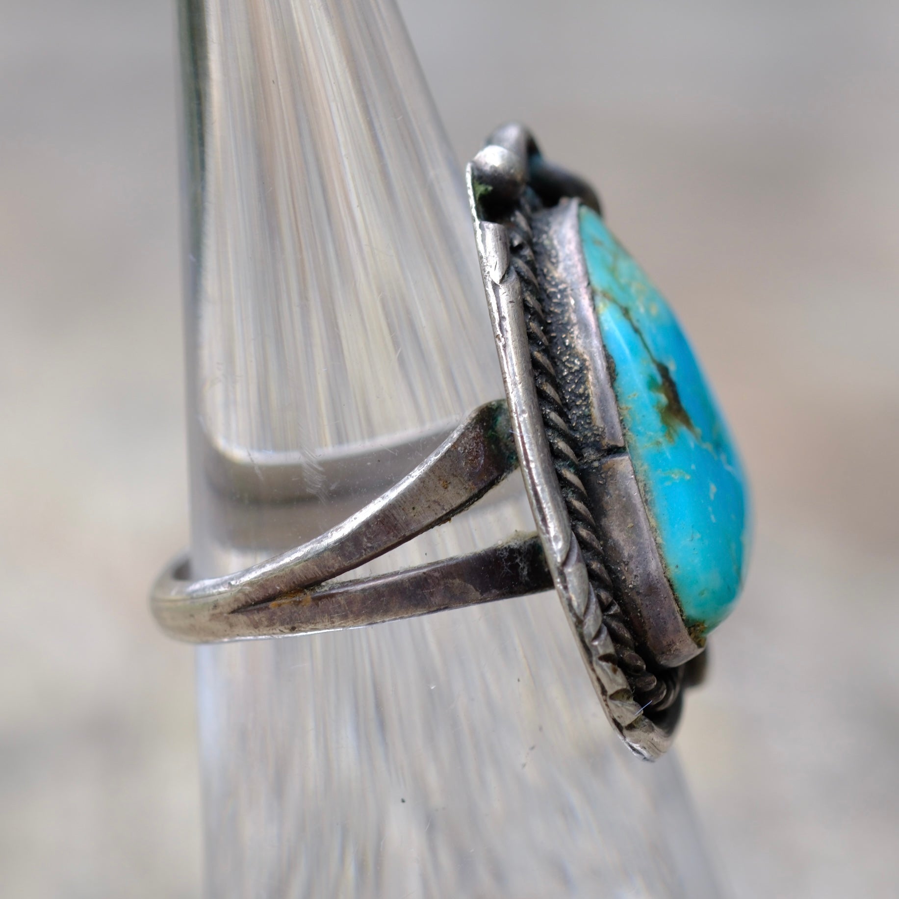 Vintage Sterling Turquoise Chain Ring 5.5