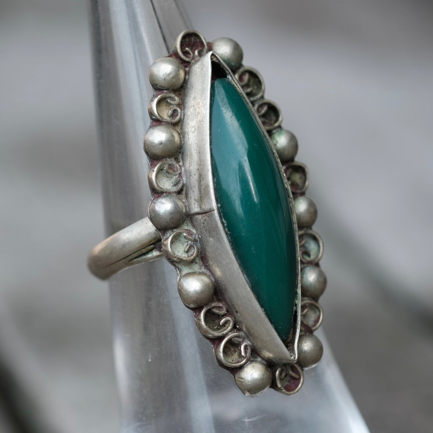 Vintage Sterling Green Stone Ring 5.5