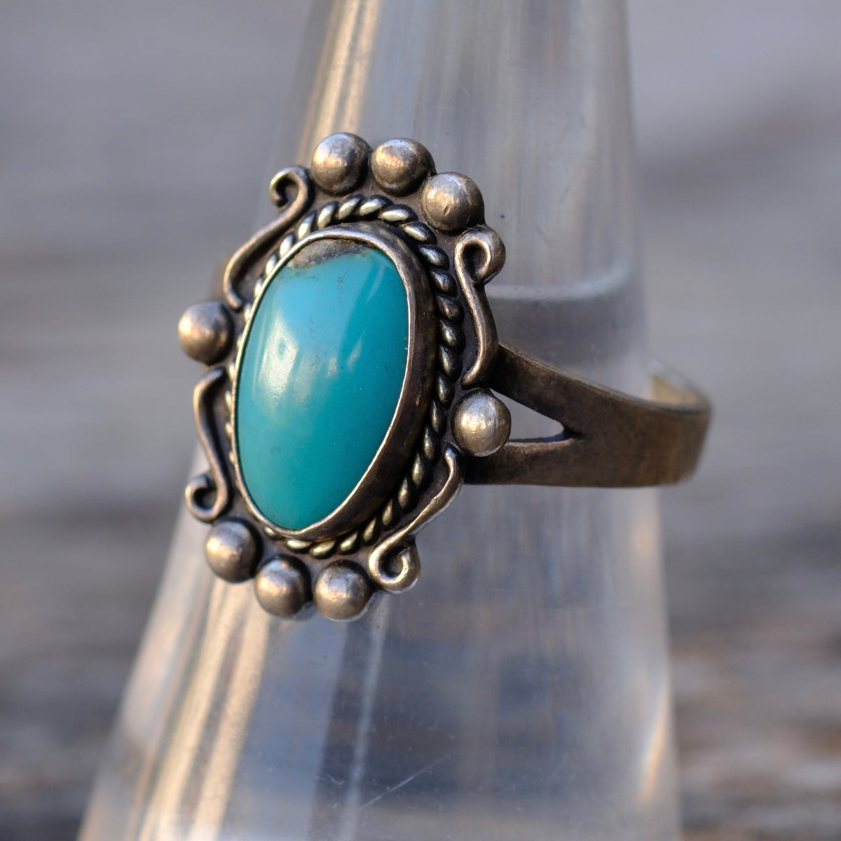 Vintage Sterling Turquoise Ring 7.75