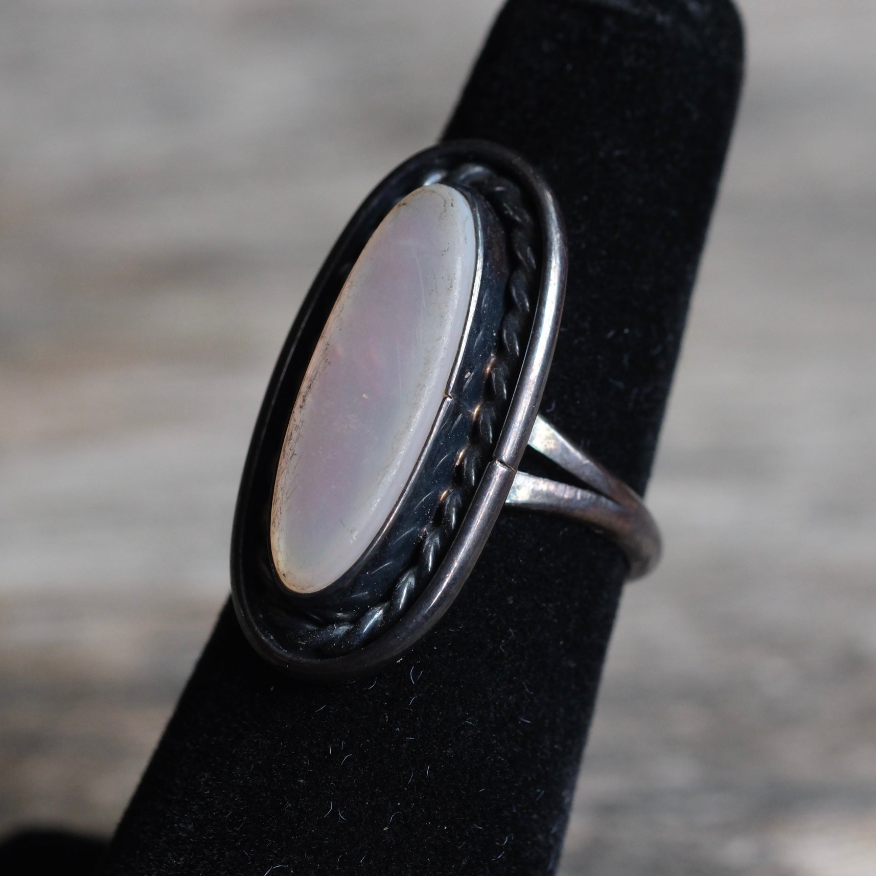 Vintage Sterling Mother Of Pearl Roper Ring 5.25