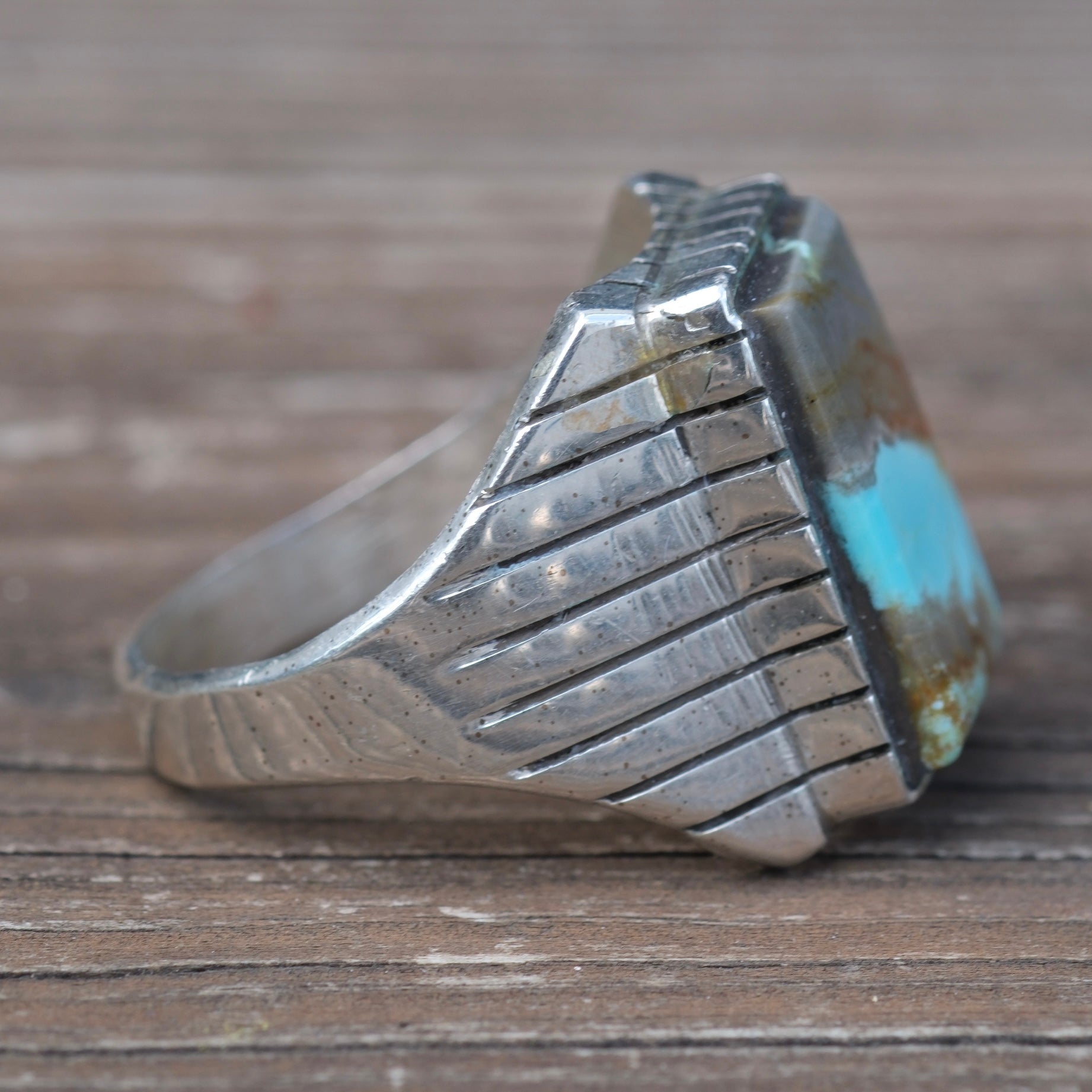 Vintage Sterling Turquoise Ribbed Band Ring 12.75