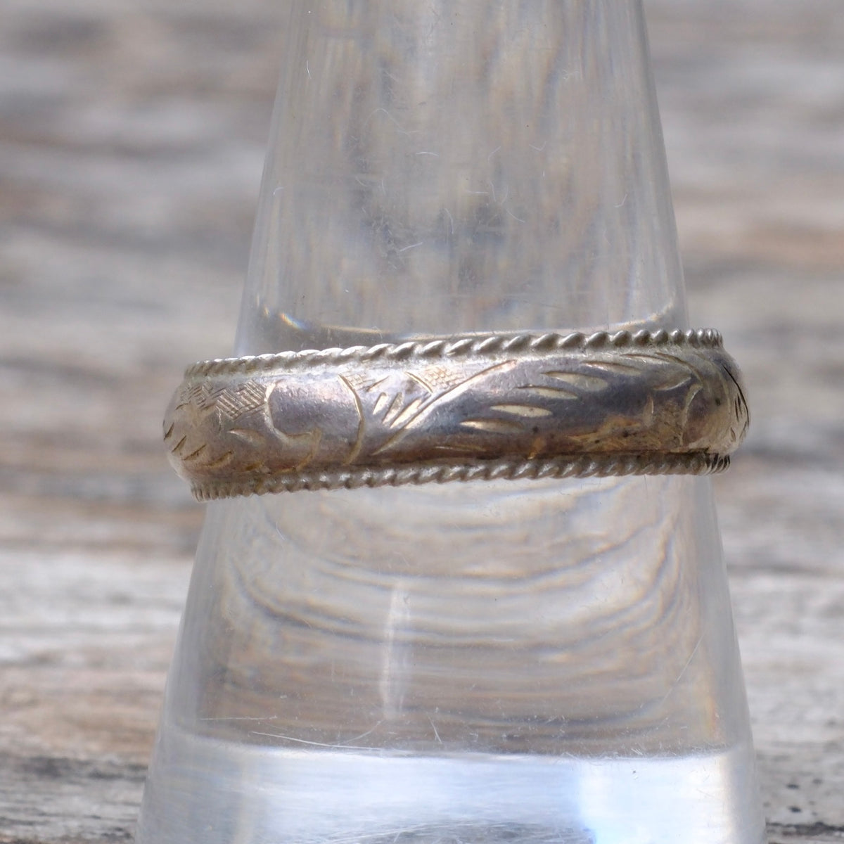 Vintage Sterling Scroll Band Ring 10