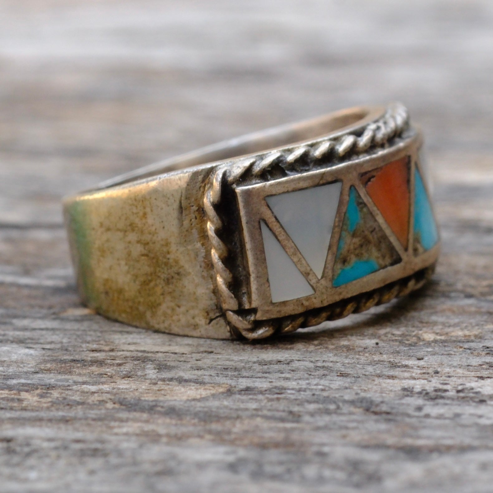 Vintage Sterling Turquoise Spiny Oyster and MOP Inlay Band Ring 10.75