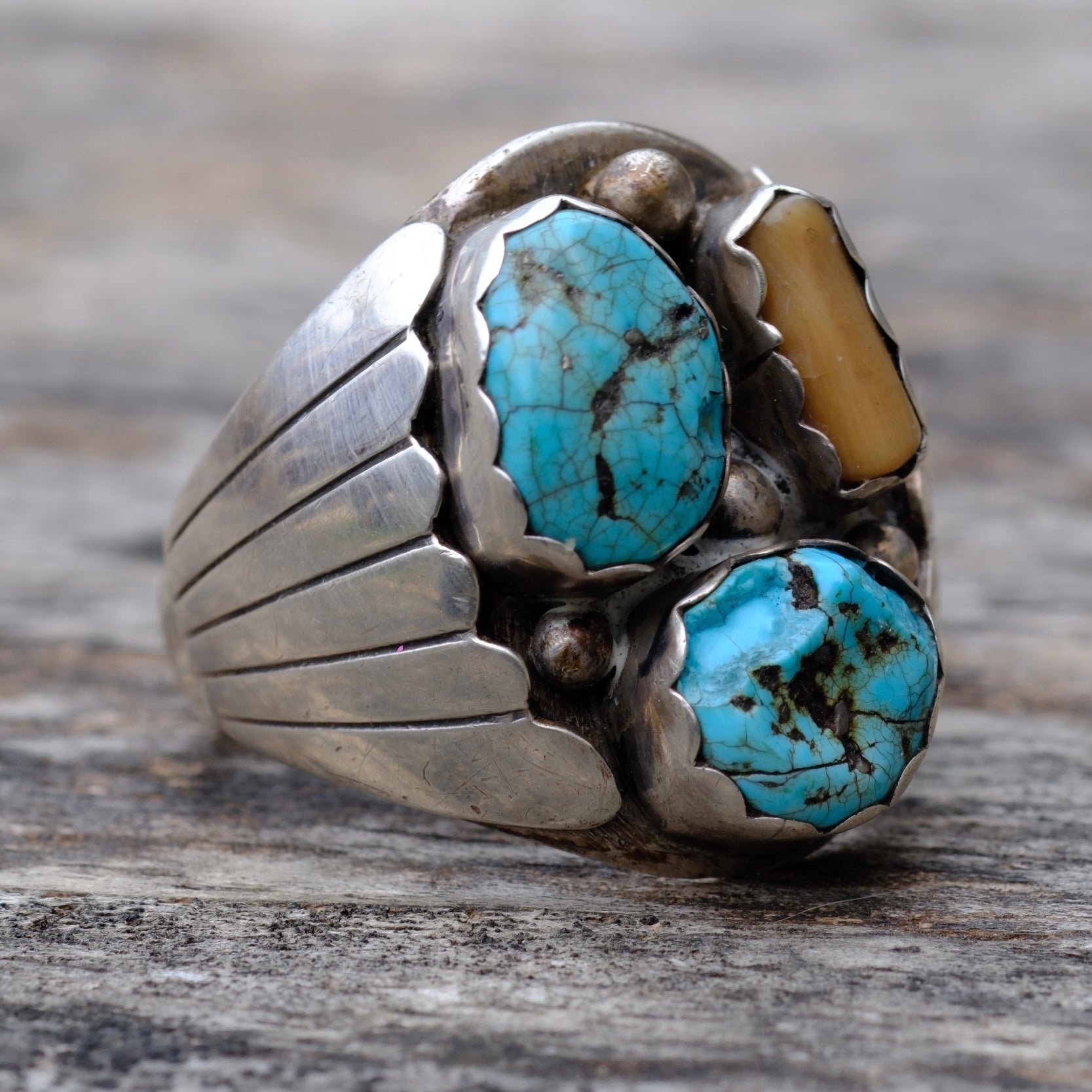 Vintage Sterling Turquoise and Coral Ribbed Band Ring 10.75
