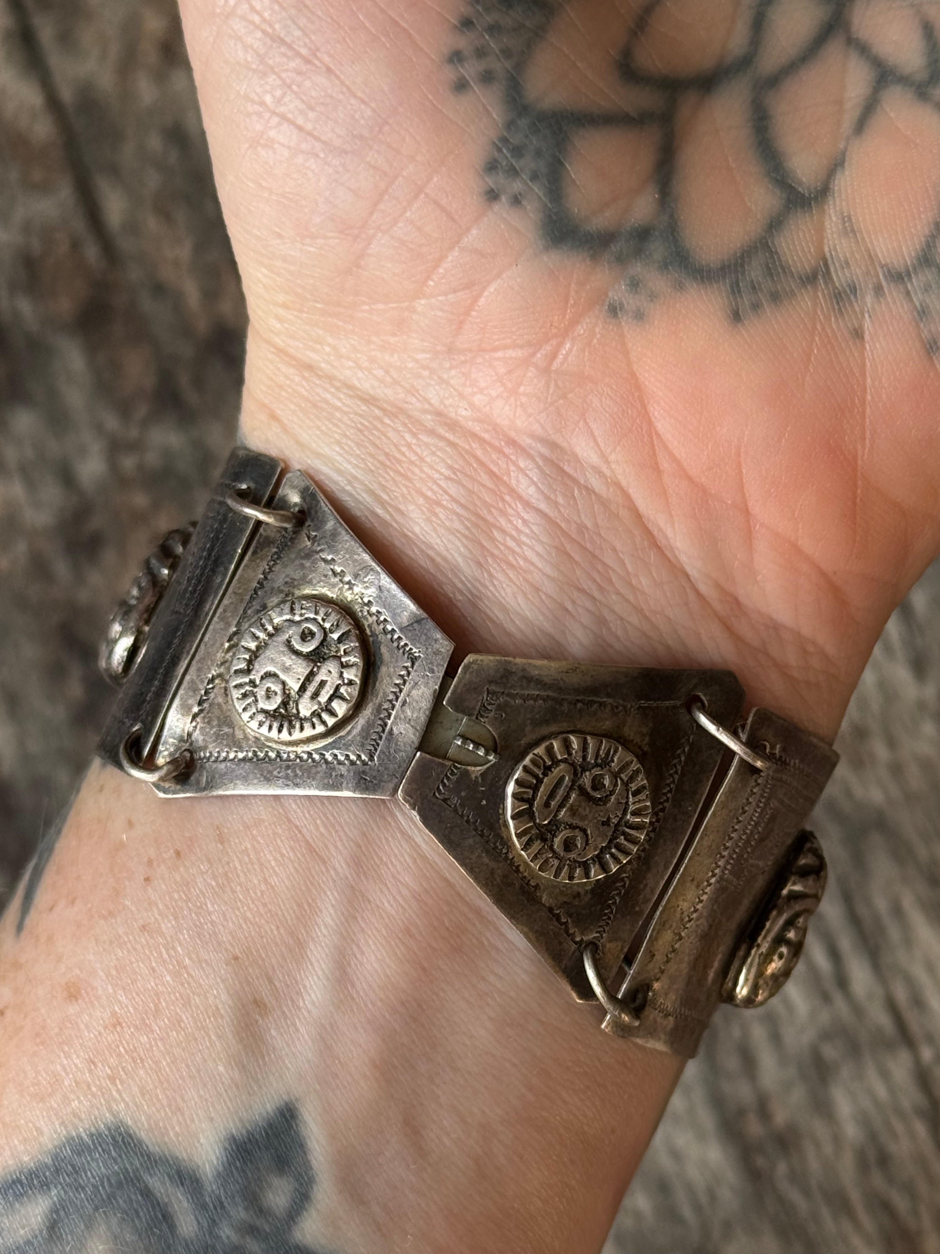 Vintage Coin Silver Medallion Link Bracelet