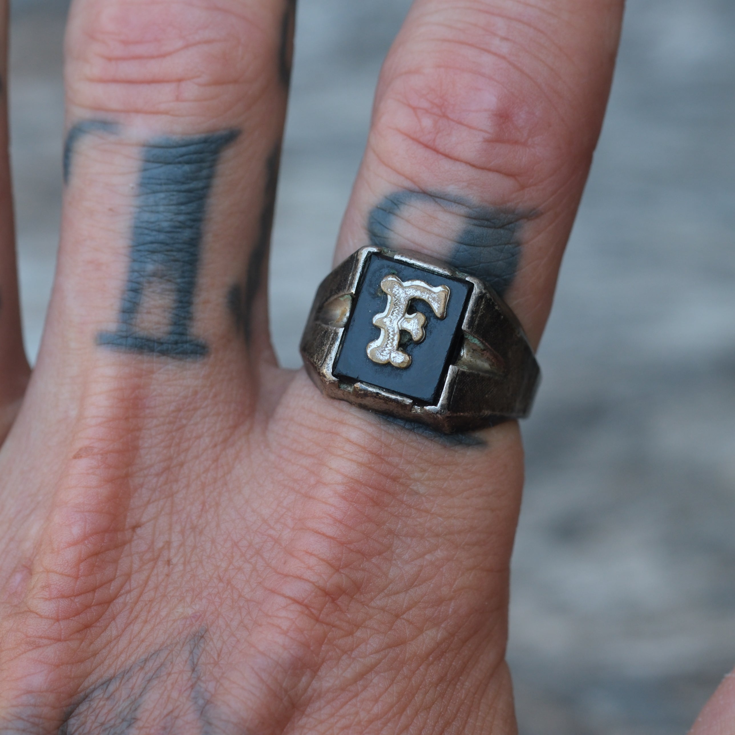 Vintage Sterling F Initial Signet Ring 10.5