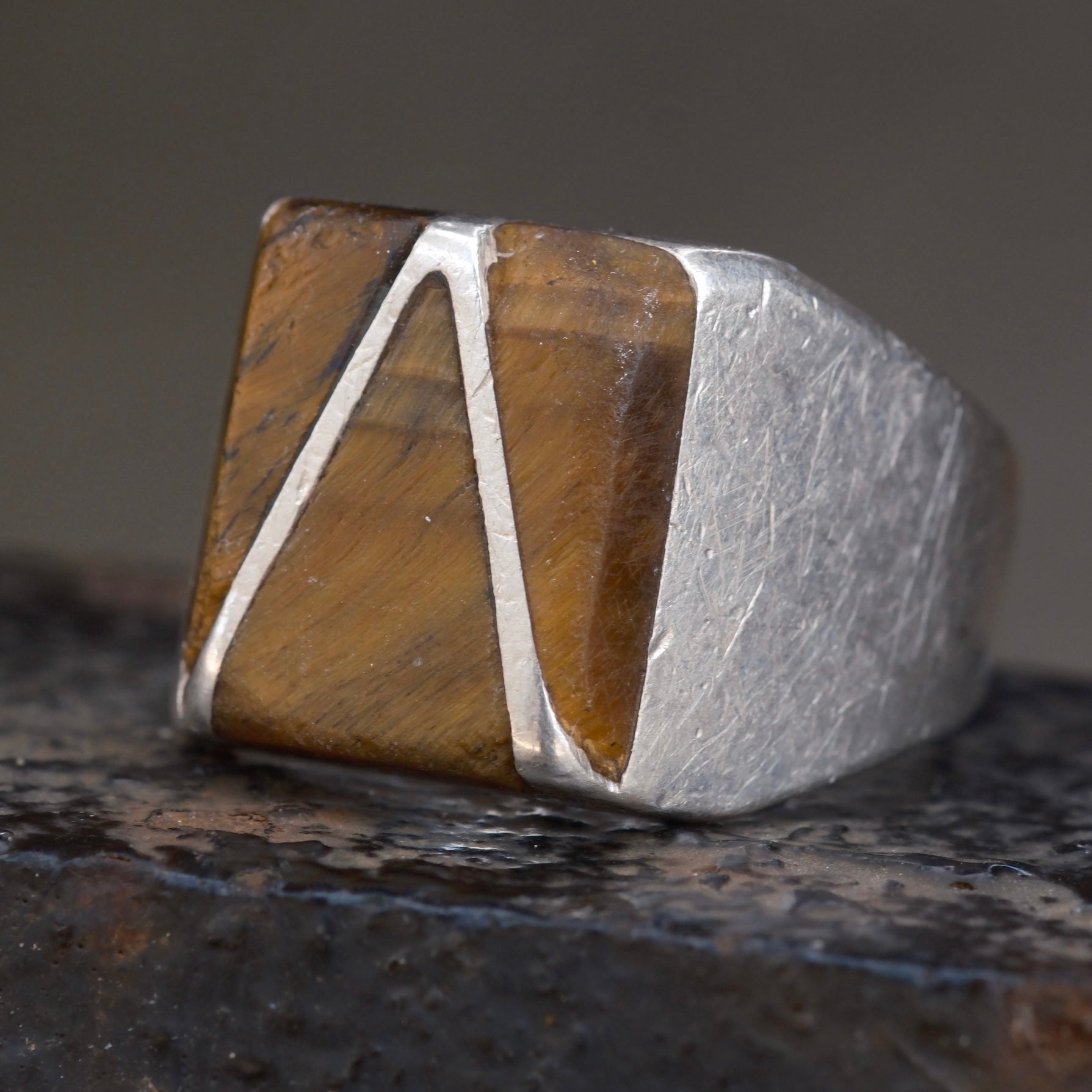 Vintage Sterling Tigers Eye Inlay Ring 11.75