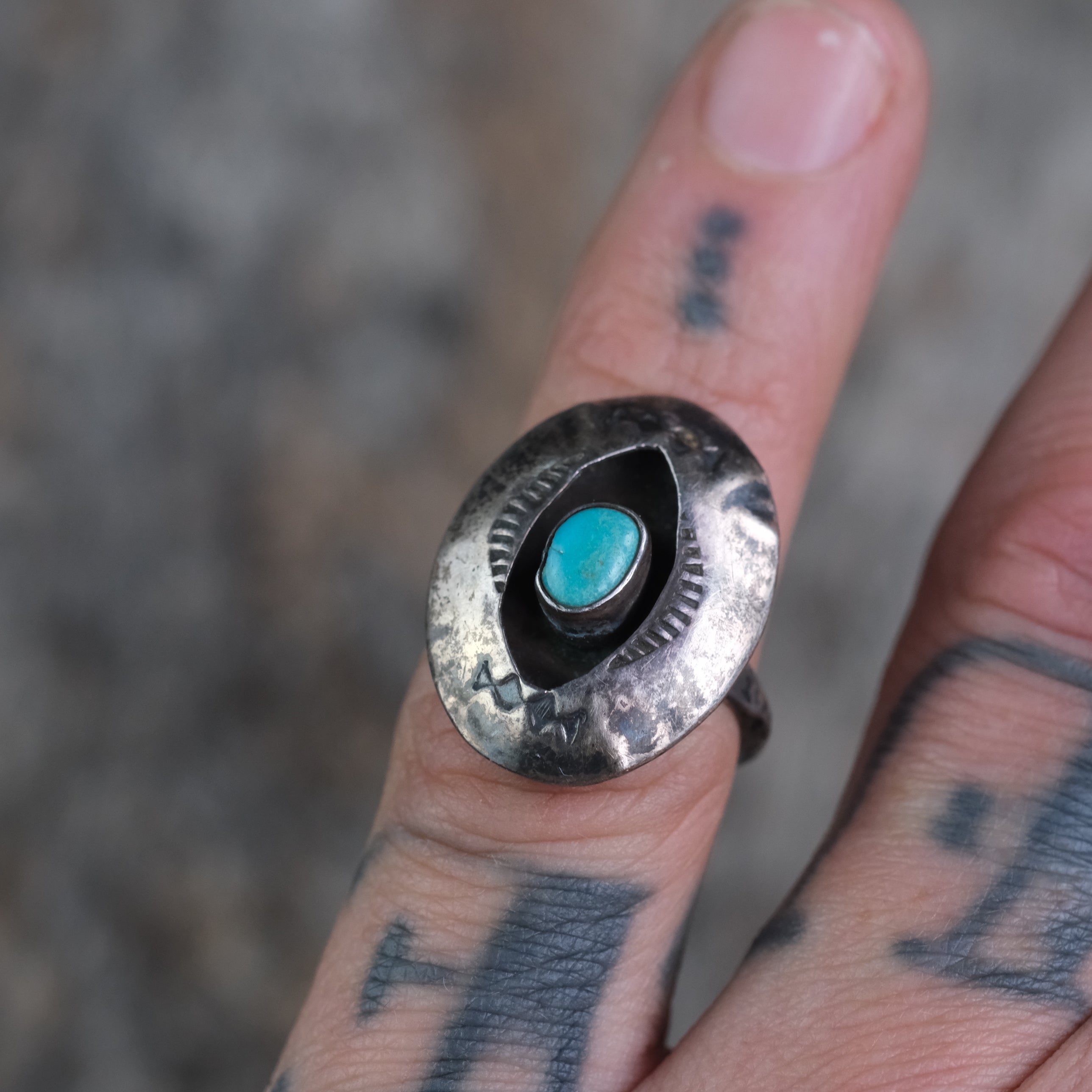 Vintage Sterling Turquoise Shadowbox Ring 4.25