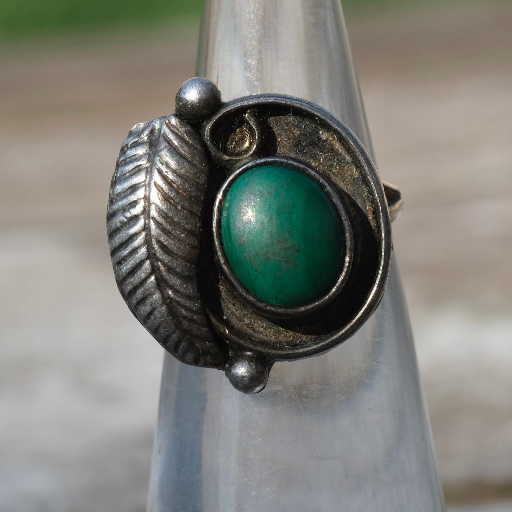 Vintage Sterling Malachite Feather Ring 3.5
