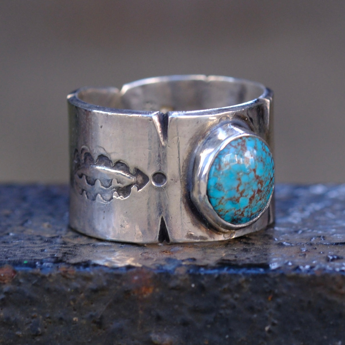 Sterling Silver Bisbee Turquoise Stamped Cigar Band Ring 9.25